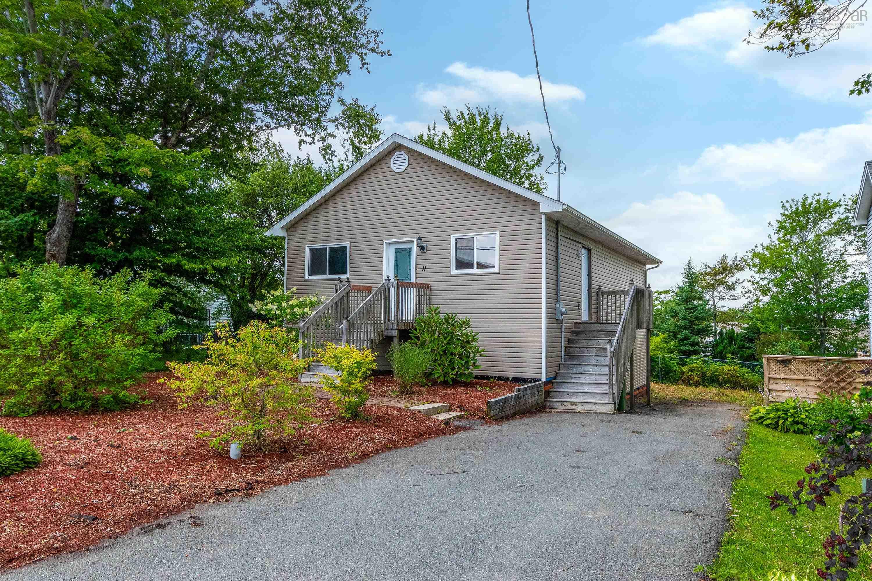11 Fourth Street, Dartmouth, NS (MLS® 202522494)
