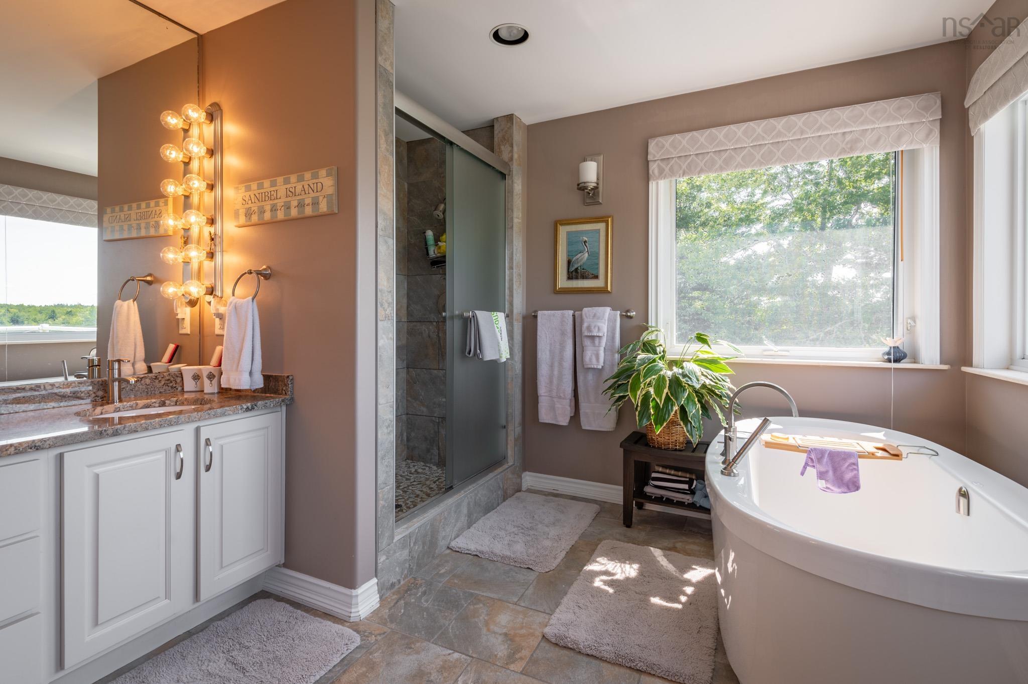 47 Long Lake Drive, Kingswood, NS (MLS 202522521)