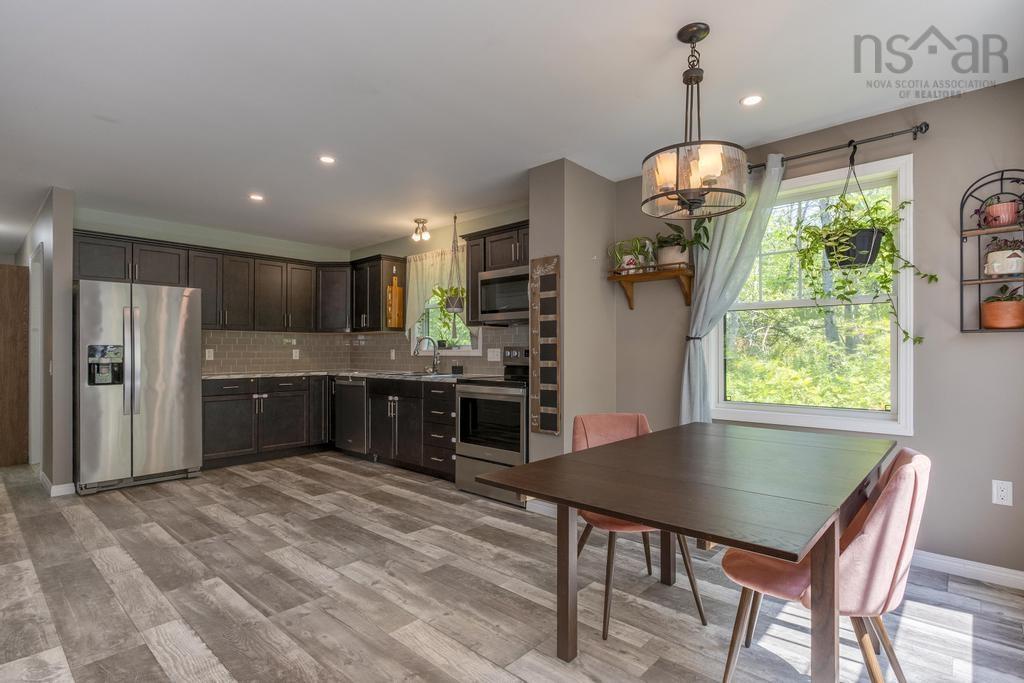 1631 Beaver Bank Road, Beaver Bank, NS (MLS 202522589)