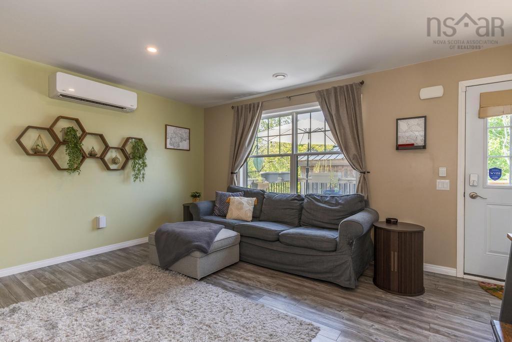 1631 Beaver Bank Road, Beaver Bank, NS (MLS 202522589)