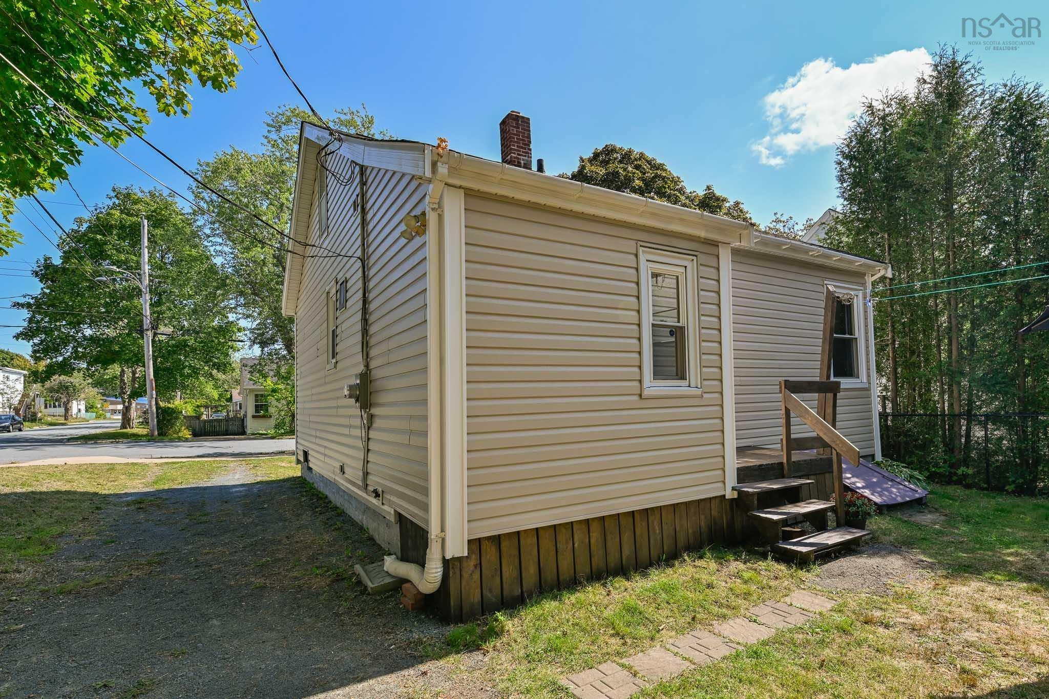 39 Russell Street, Dartmouth, NS (MLS 202522606)