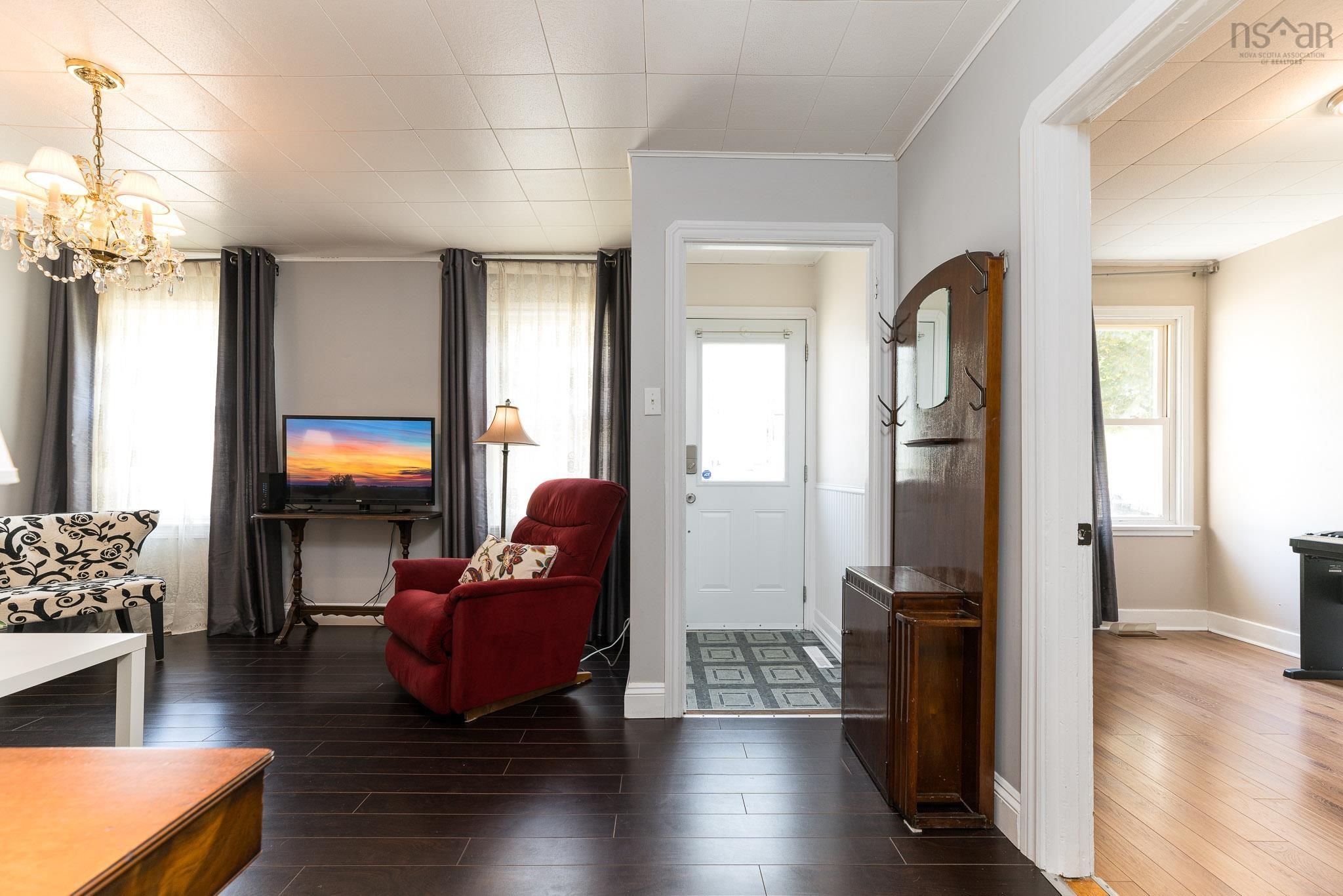 39 Russell Street, Dartmouth, NS (MLS 202522606)