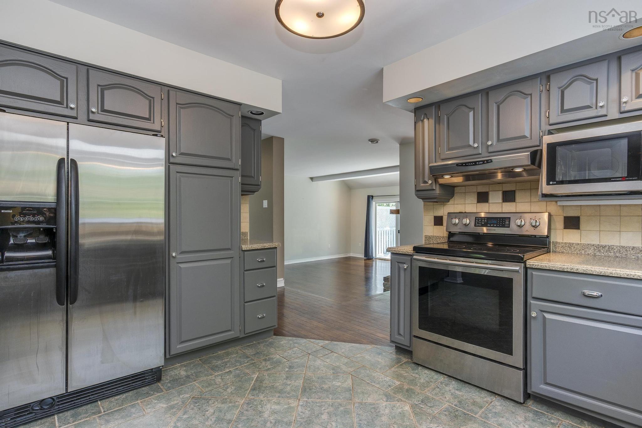 12 Saraguay Place, Halifax, NS (MLS 202522740)