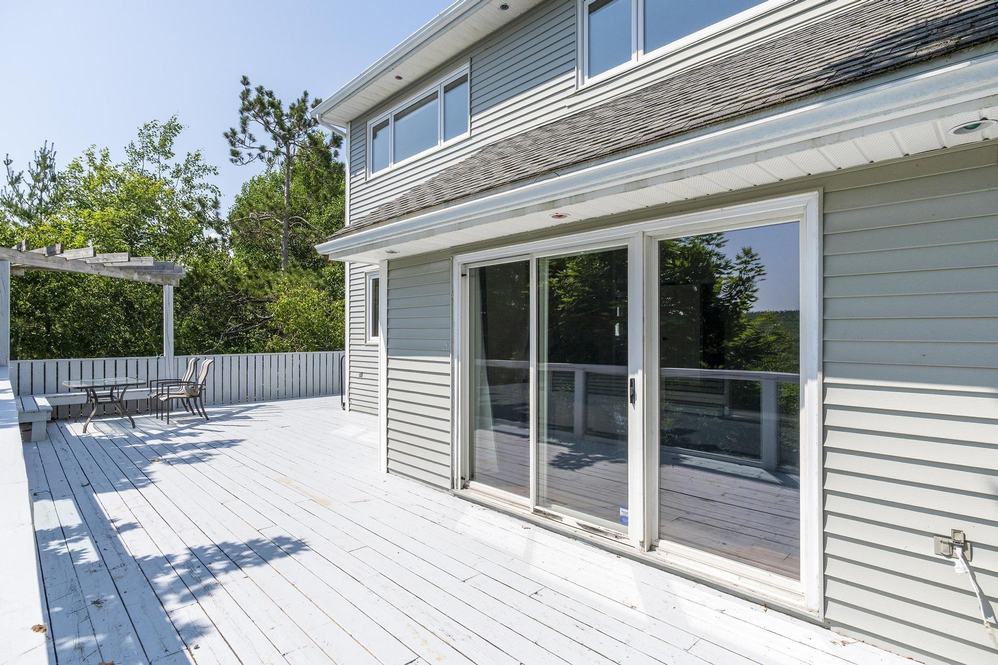 12 Saraguay Place, Halifax, NS (MLS 202522740)