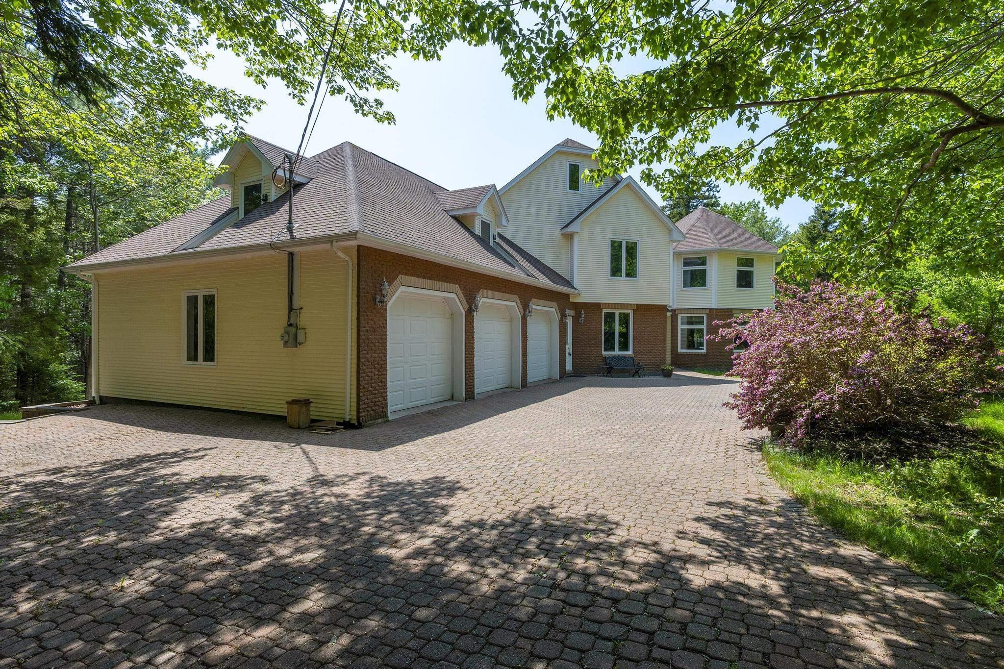 21 Long Lake Drive, Hammonds Plains, NS (MLS 202522747)