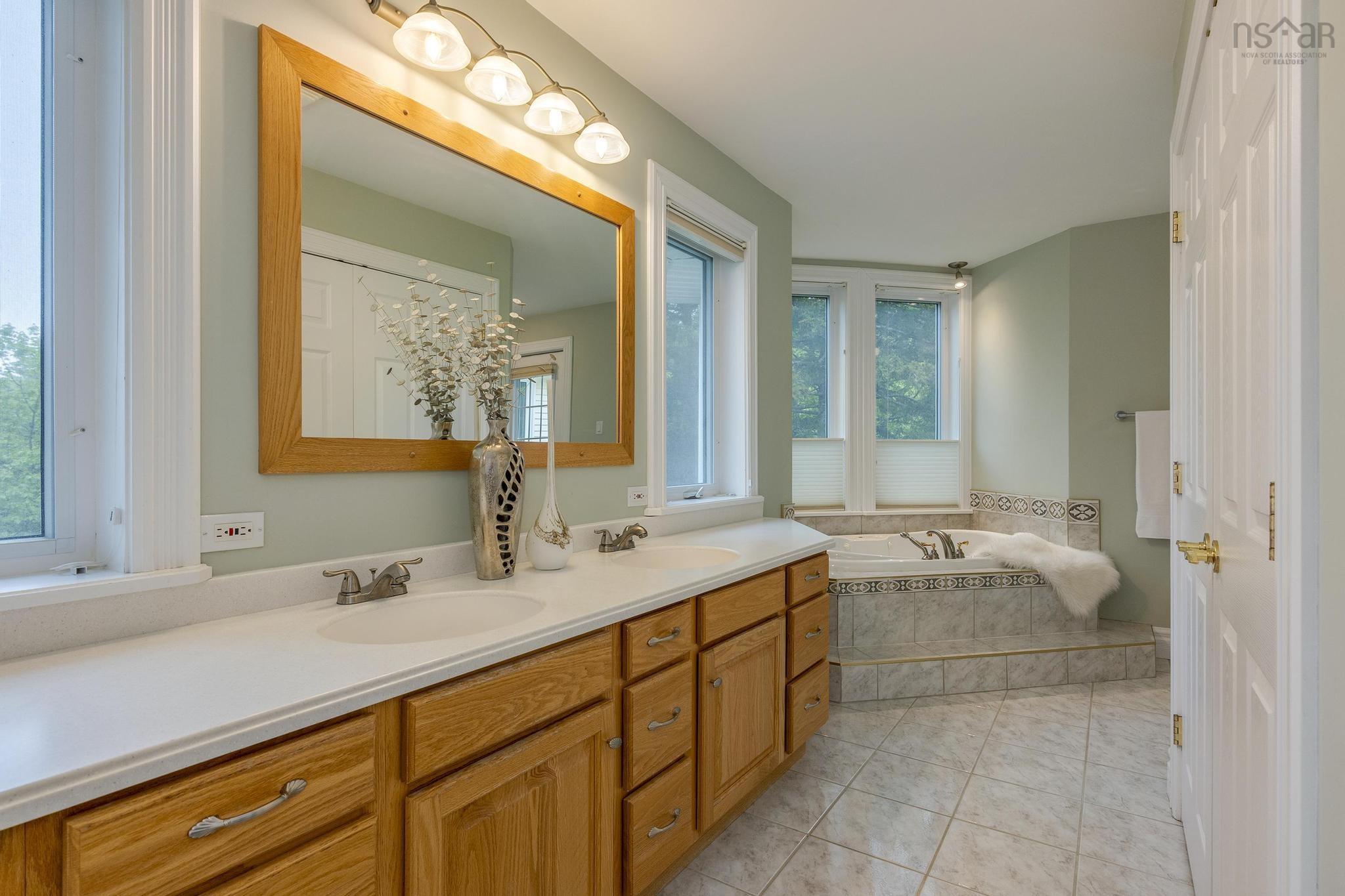 21 Long Lake Drive, Hammonds Plains, NS (MLS 202522747)