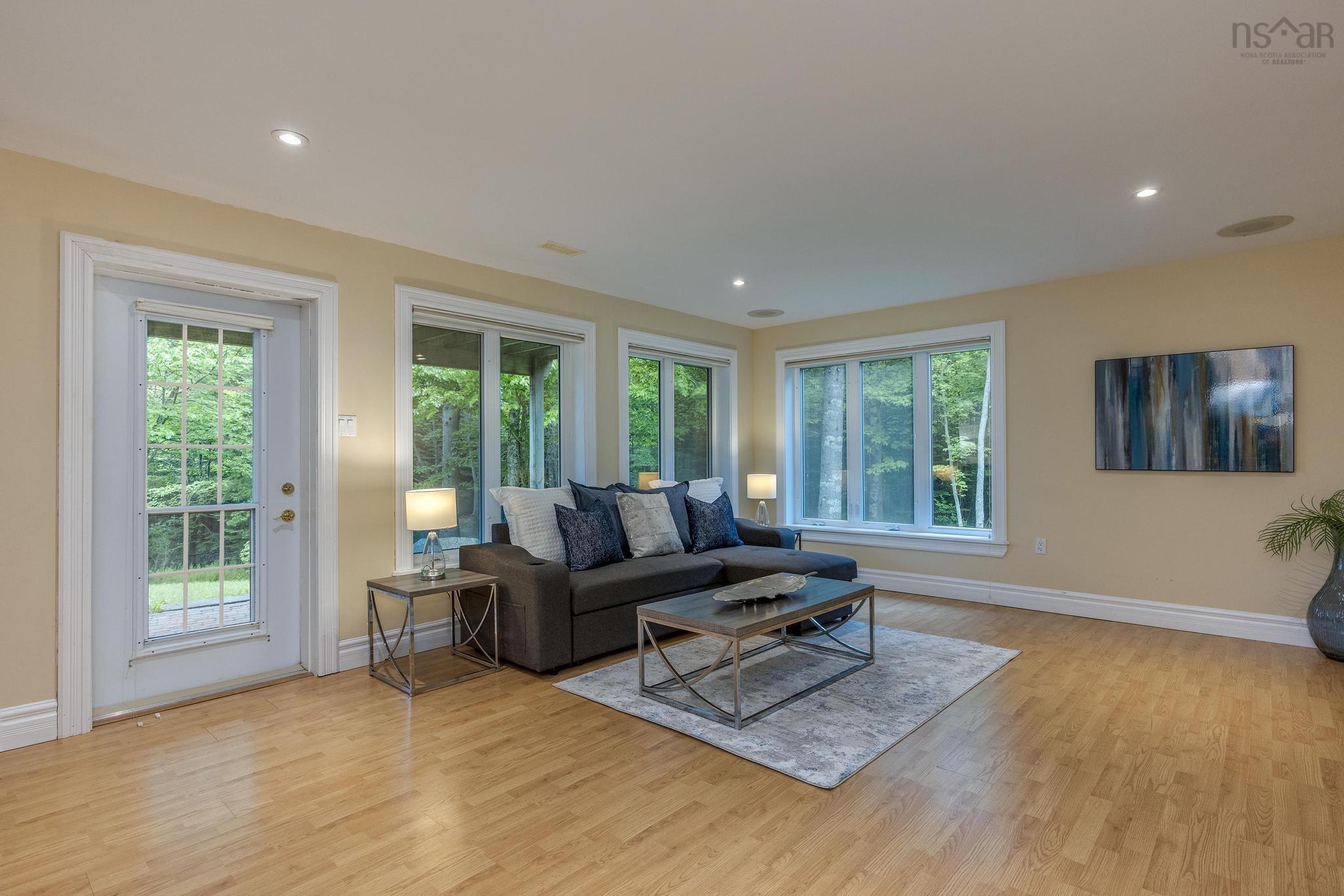 21 Long Lake Drive, Hammonds Plains, NS (MLS 202522747)