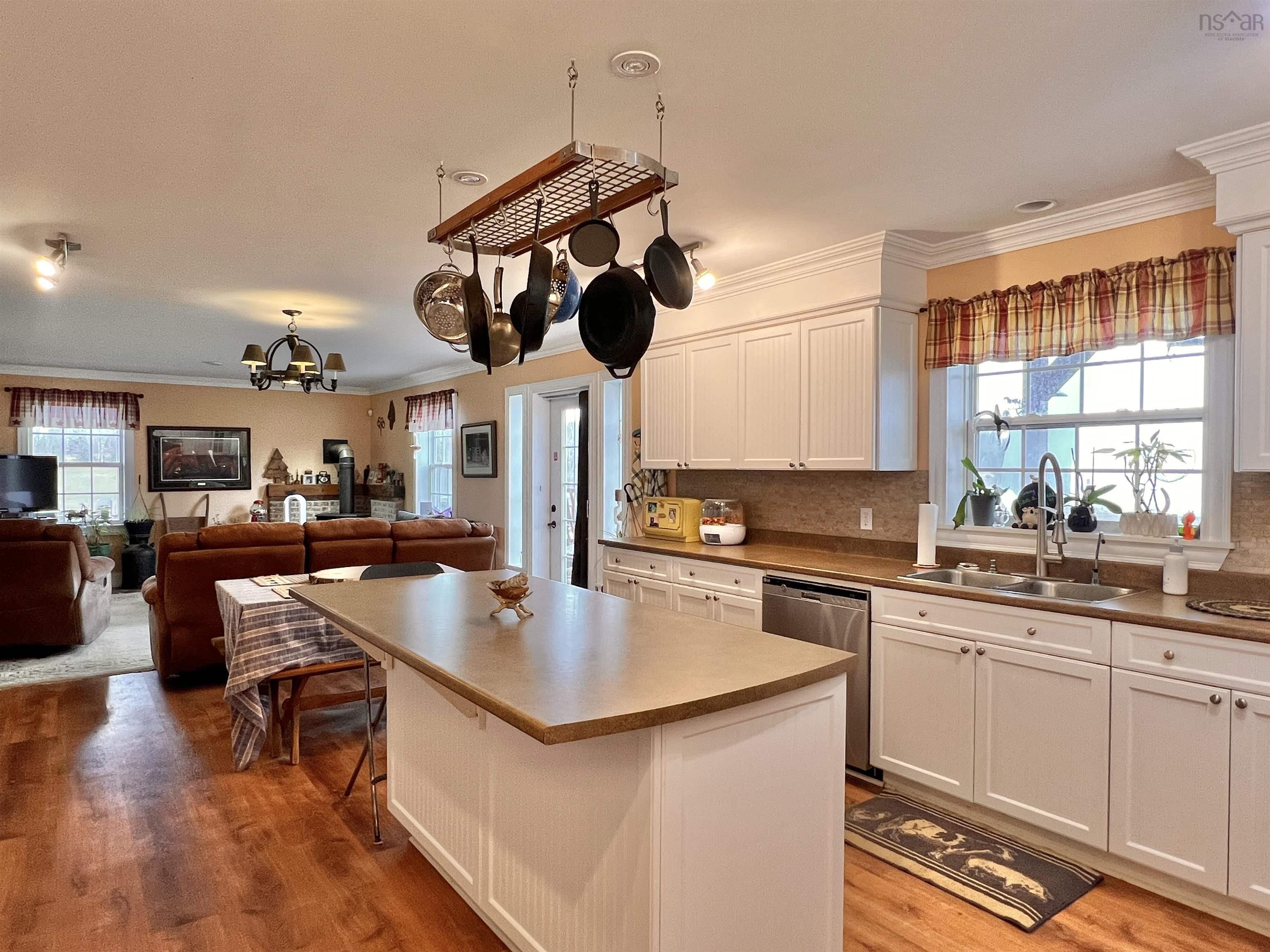 $1,450,000.00: 697 Belmont Road, Belmont