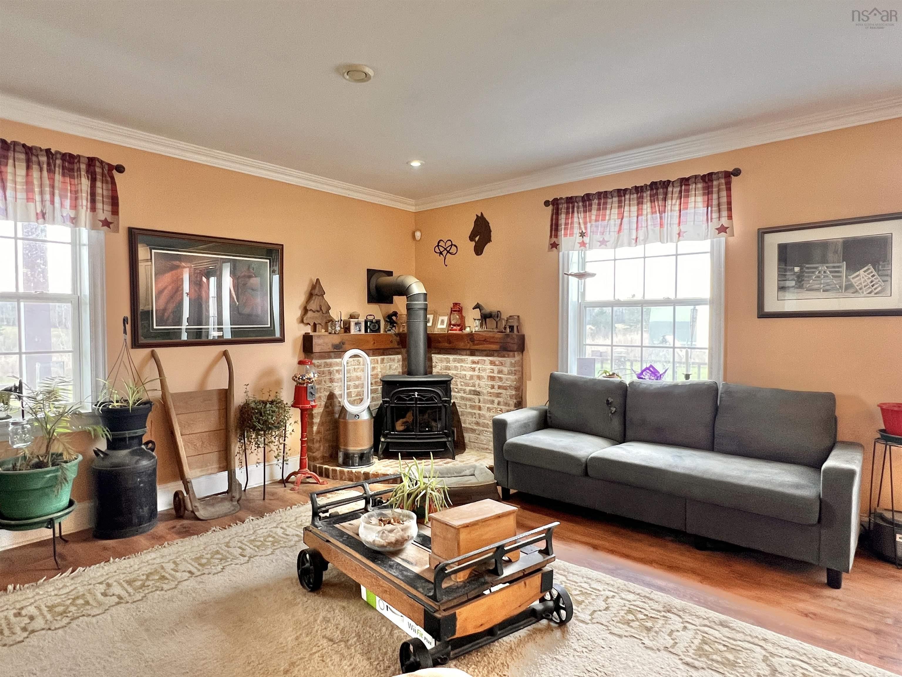 $1,450,000.00: 697 Belmont Road, Belmont