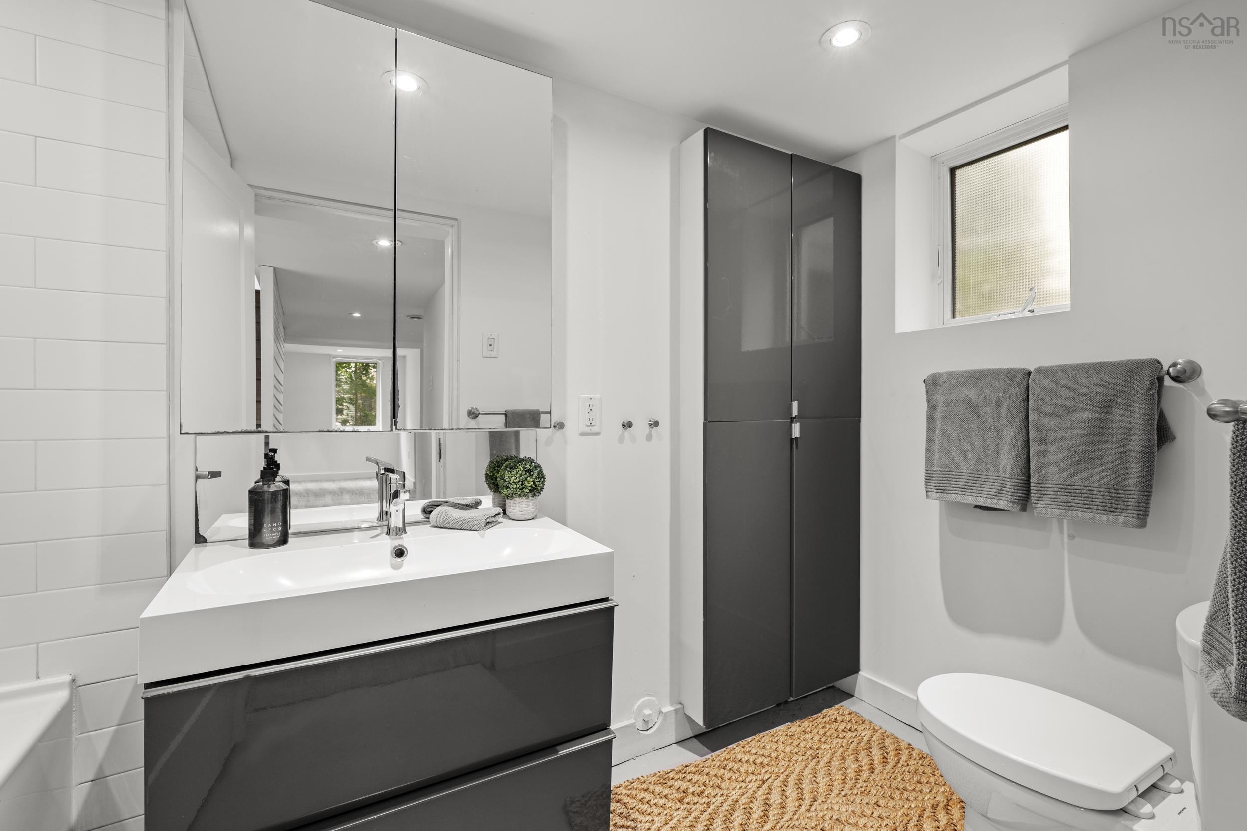 6168 6170 North Street, Halifax Peninsula, NS (MLS 202522772)