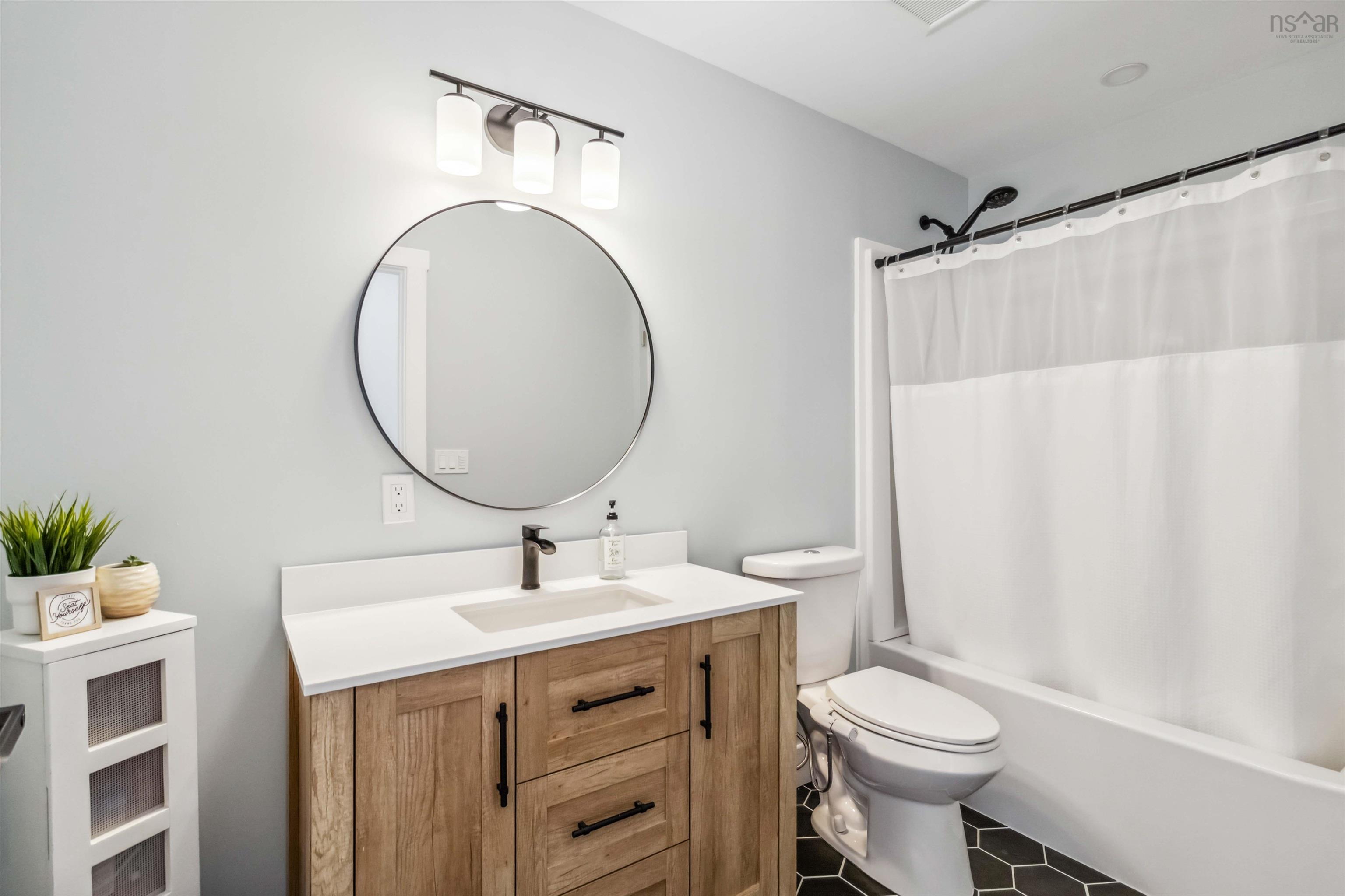 35 Maggies Landing, Boutiliers Point, NS (MLS 202522779)