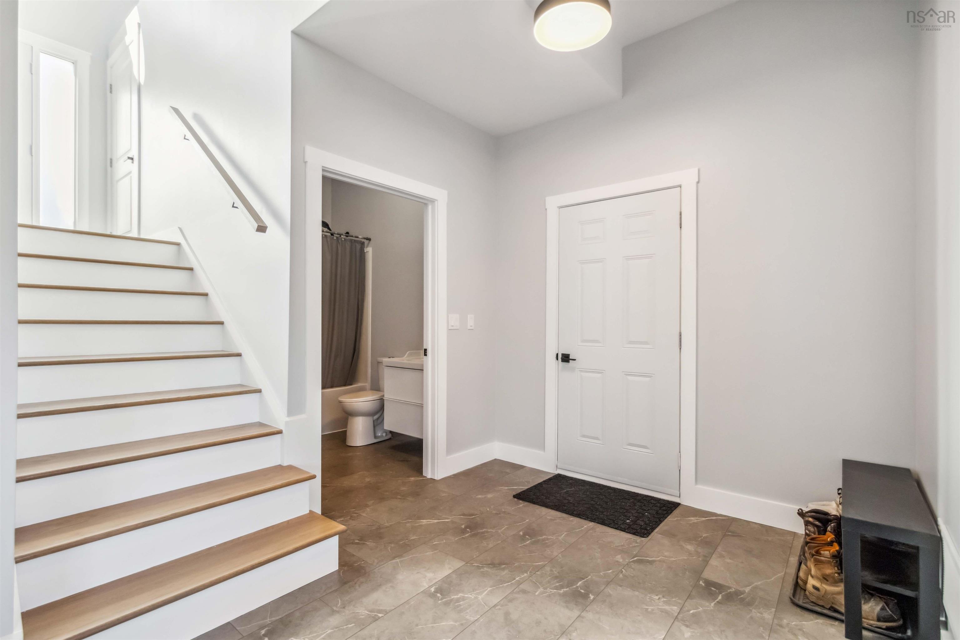 35 Maggies Landing, Boutiliers Point, NS (MLS 202522779)