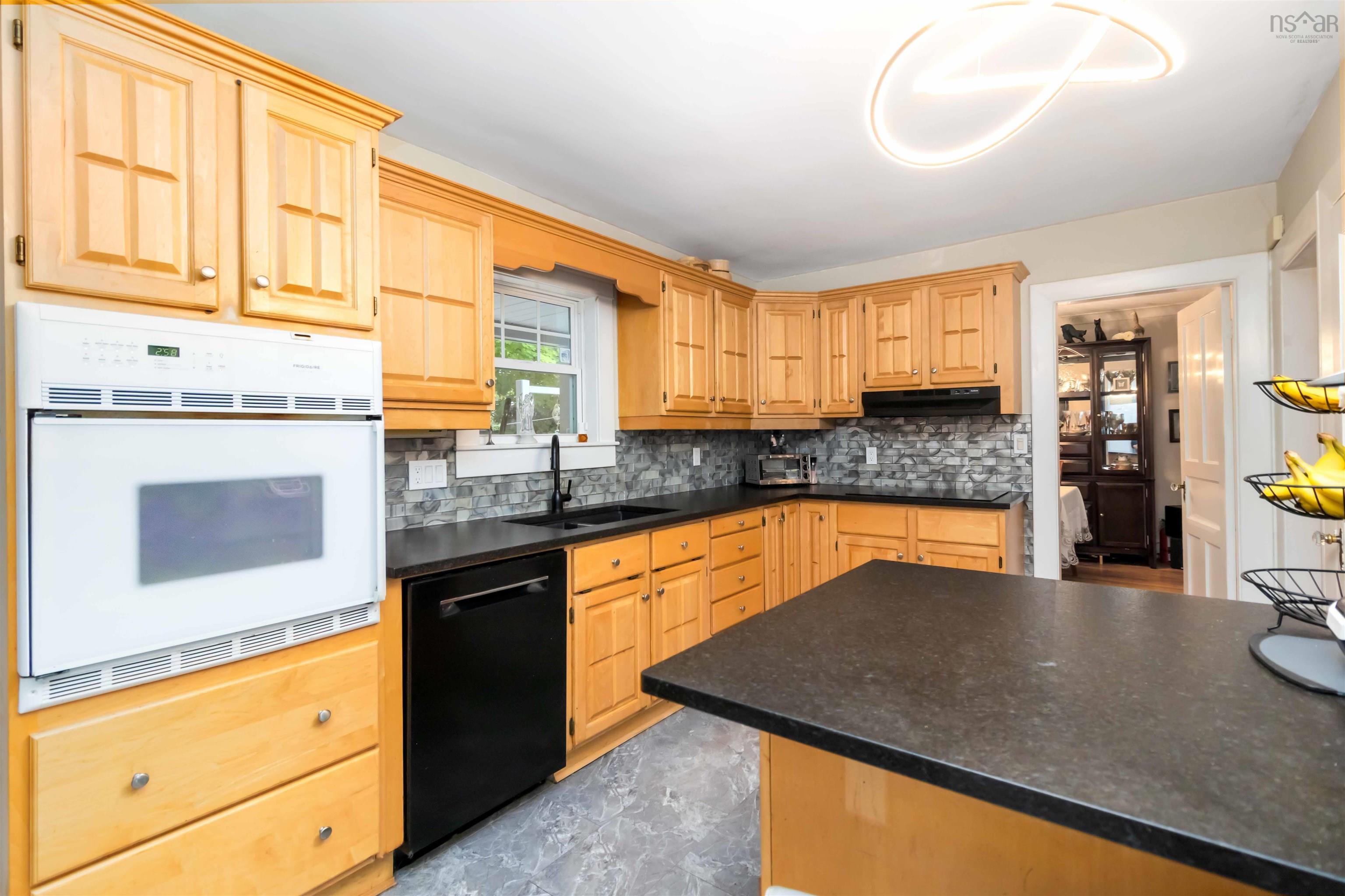 949 Mclean Street, Halifax, NS (MLS 202522839)