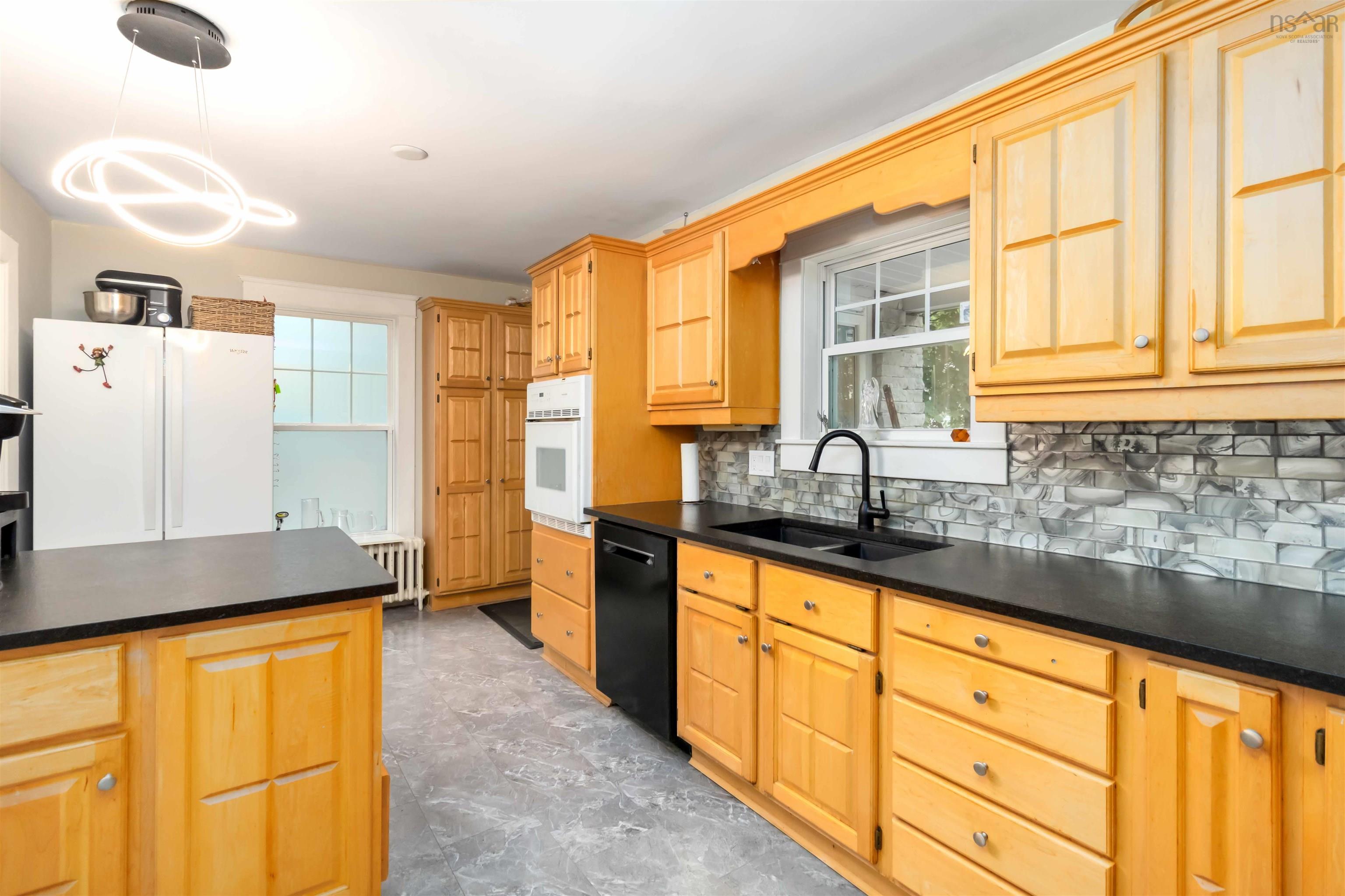 949 Mclean Street, Halifax, NS (MLS 202522839)