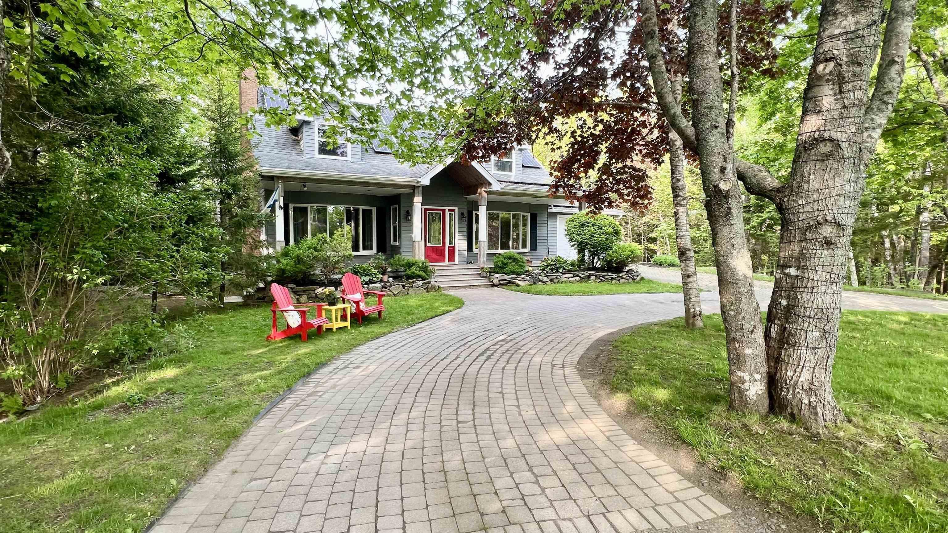 10 Kingsway Road, Hammonds Plains, NS (MLS® 202522871)