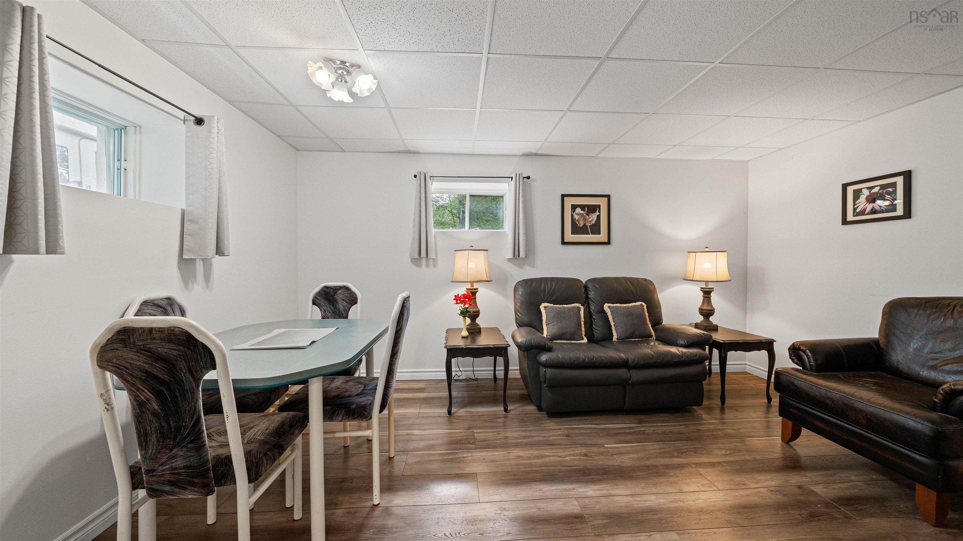 2571 St. Margaret's Bay Road, Timberlea, NS (MLS 202522901)