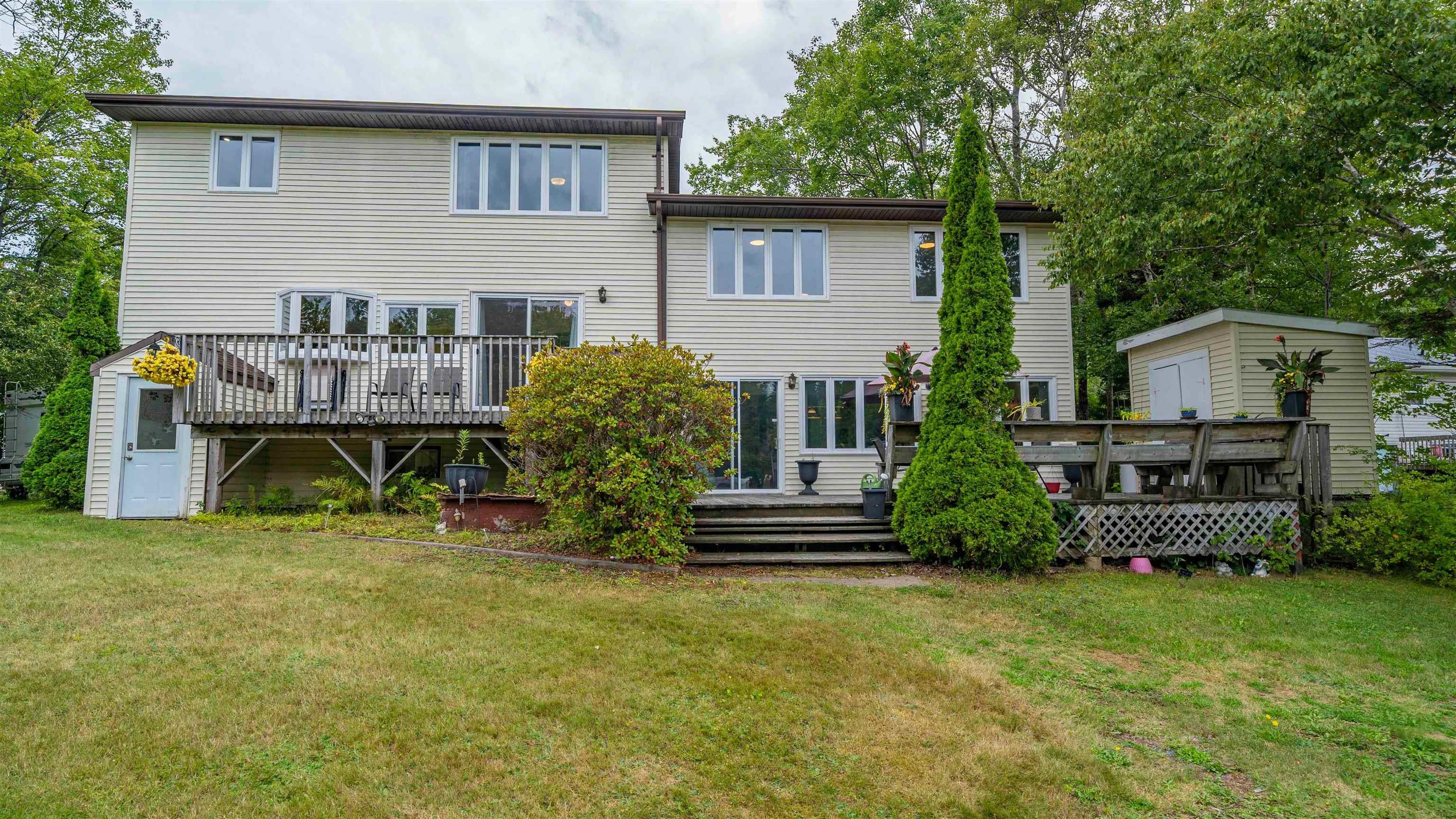 2571 St. Margaret's Bay Road, Timberlea, NS (MLS 202522901)