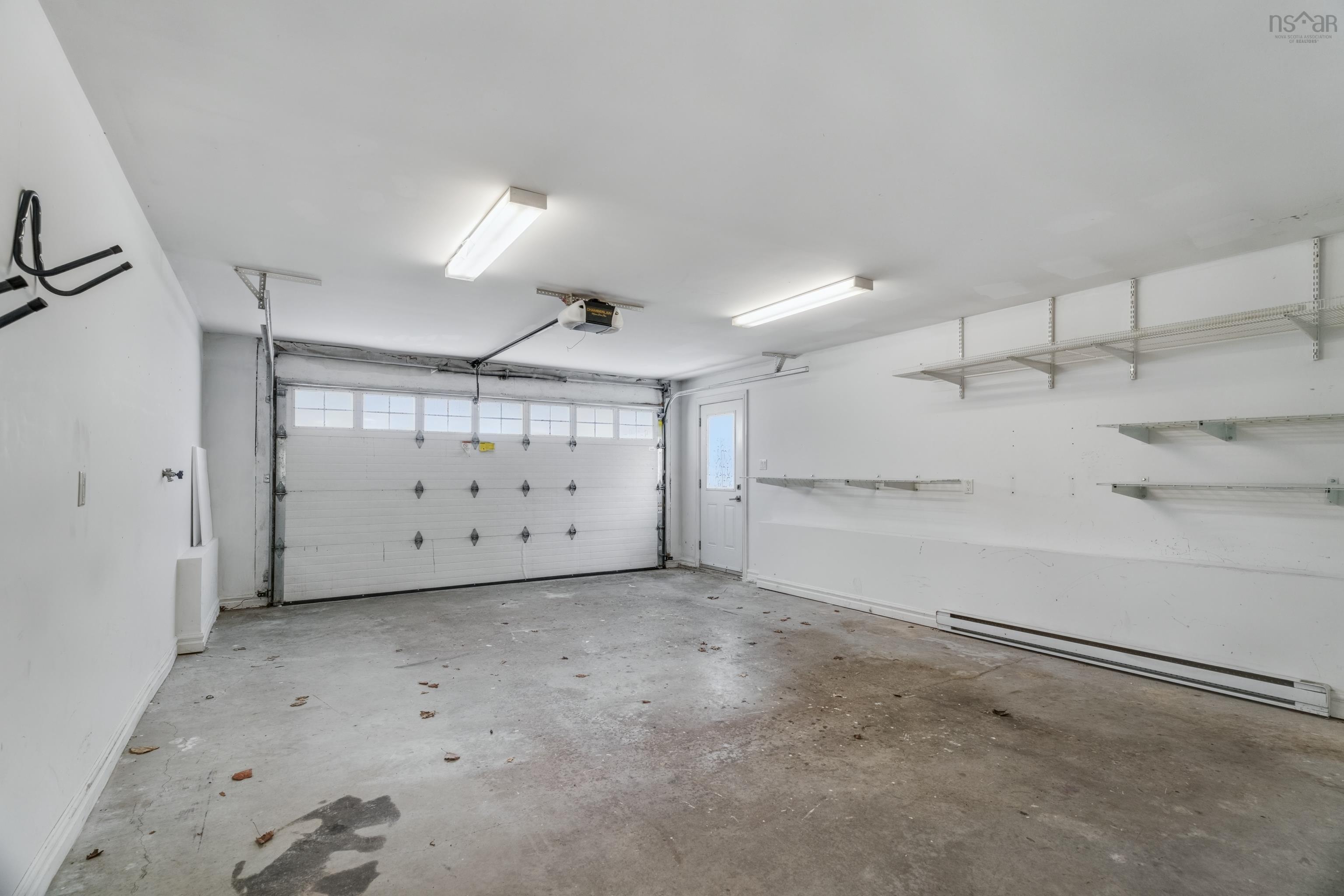 38 Lowther Lane, Bedford, NS (MLS 202522987)