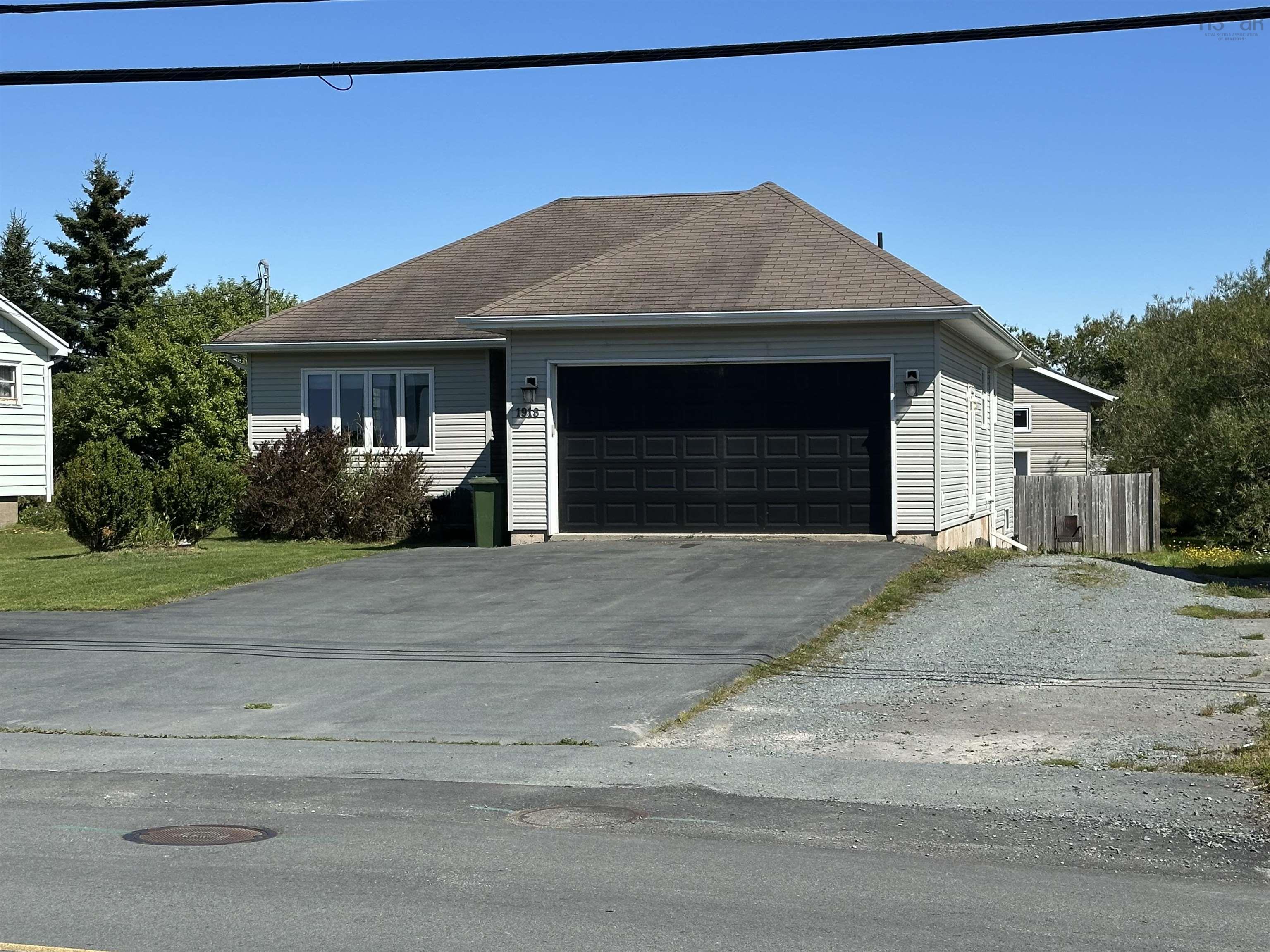1918 Caldwell Road, Eastern Passage, NS (MLS® 202523057)
