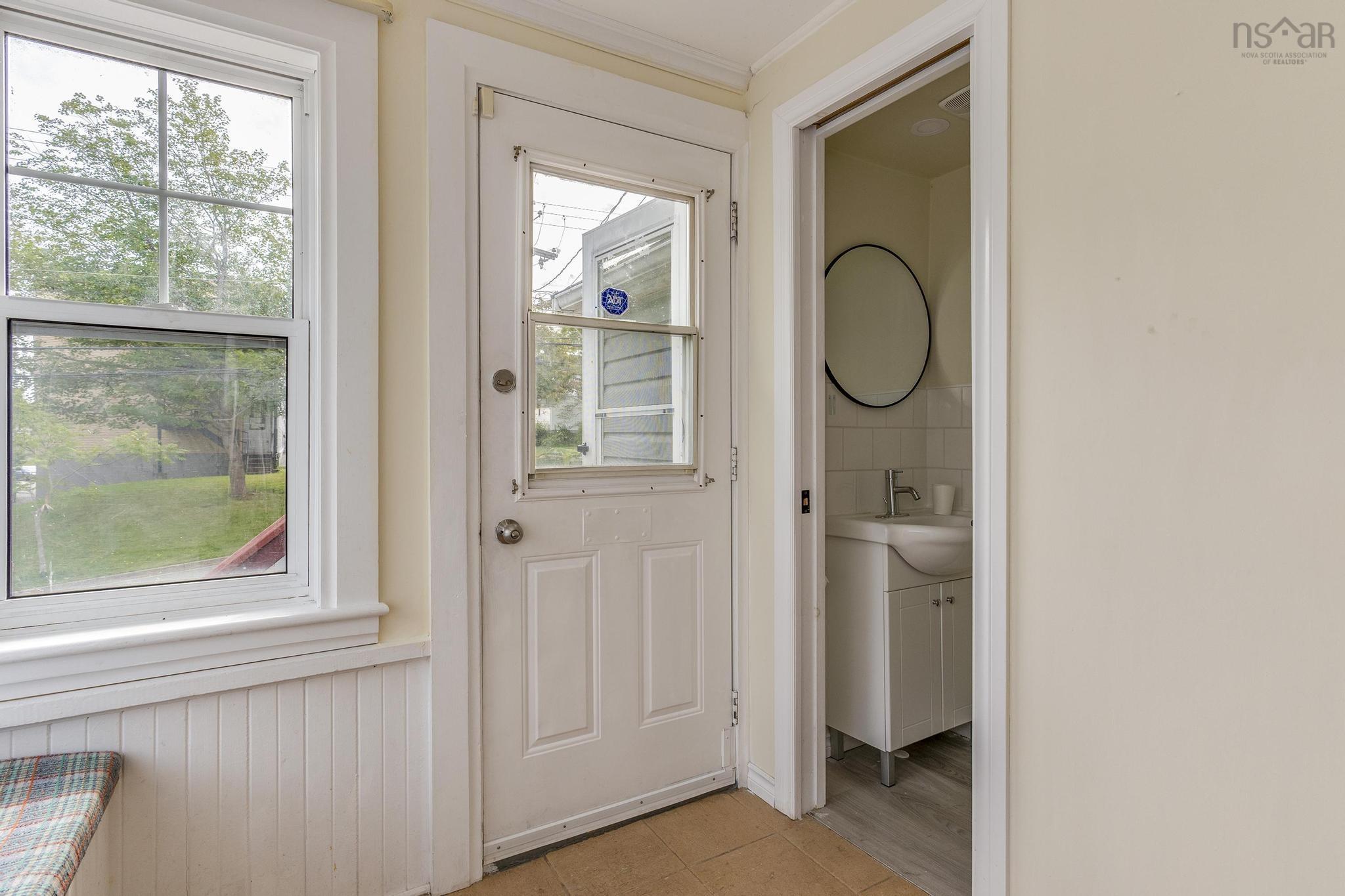 $549,900.00: 17 Melrose Avenue, Halifax