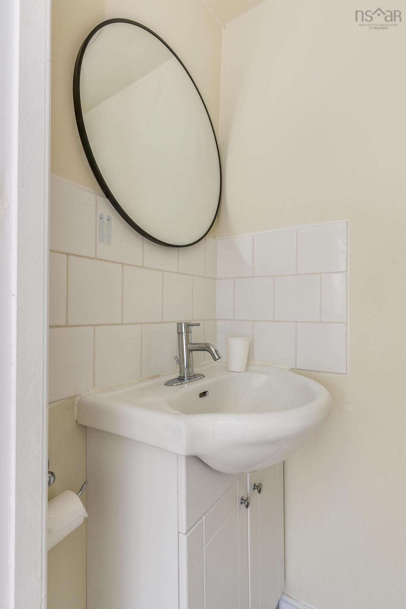 $549,900.00: 17 Melrose Avenue, Halifax