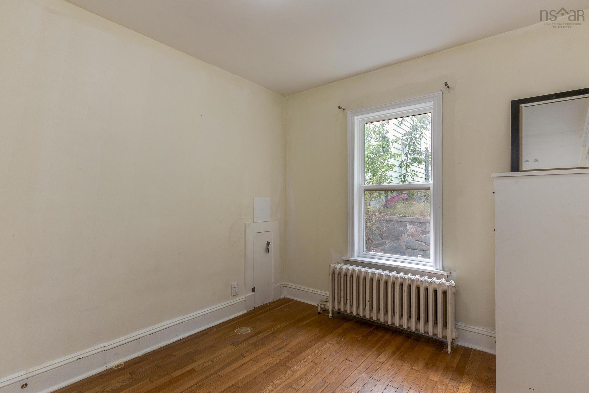 $549,900.00: 17 Melrose Avenue, Halifax