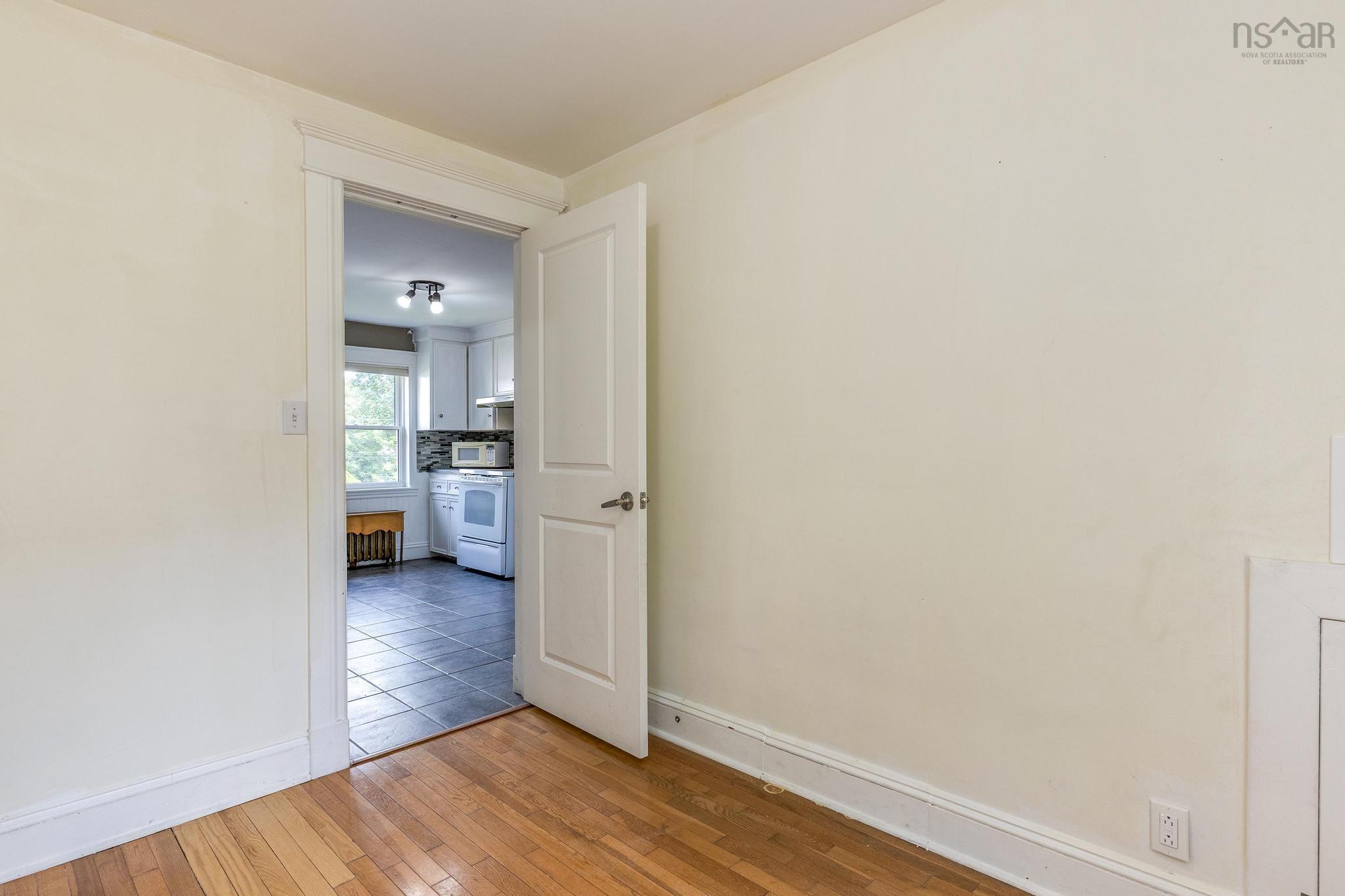 $549,900.00: 17 Melrose Avenue, Halifax