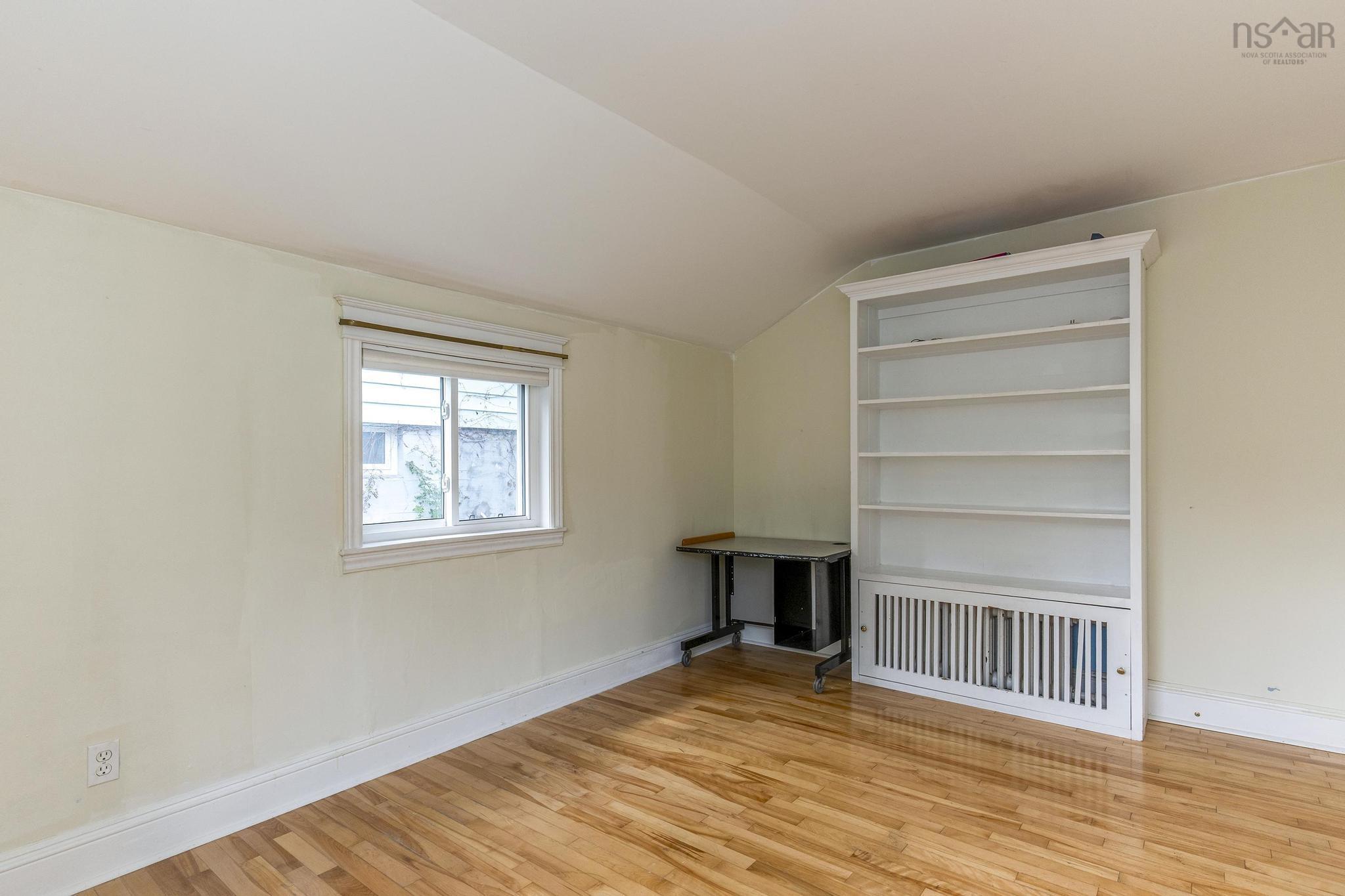$549,900.00: 17 Melrose Avenue, Halifax