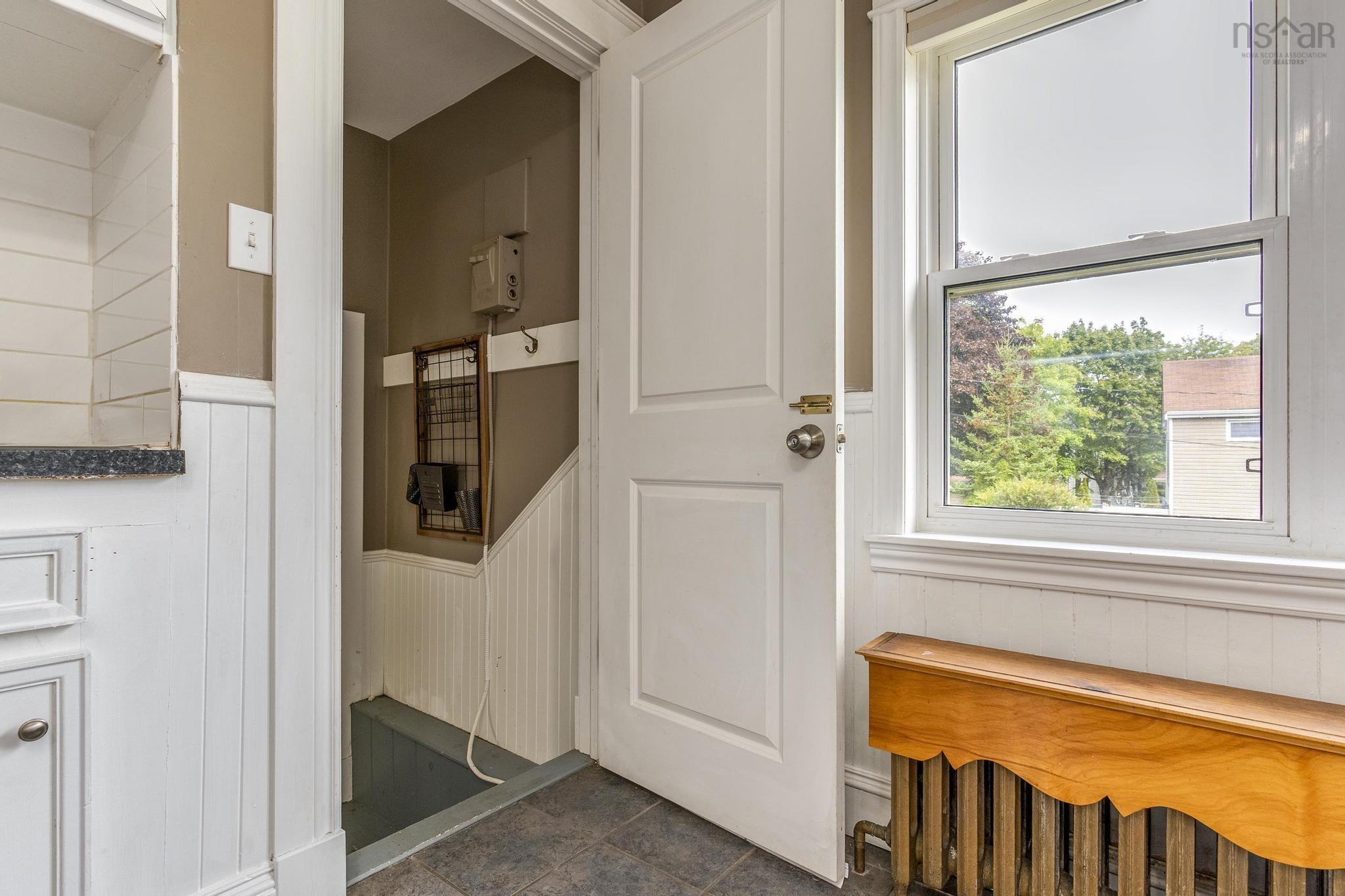$549,900.00: 17 Melrose Avenue, Halifax