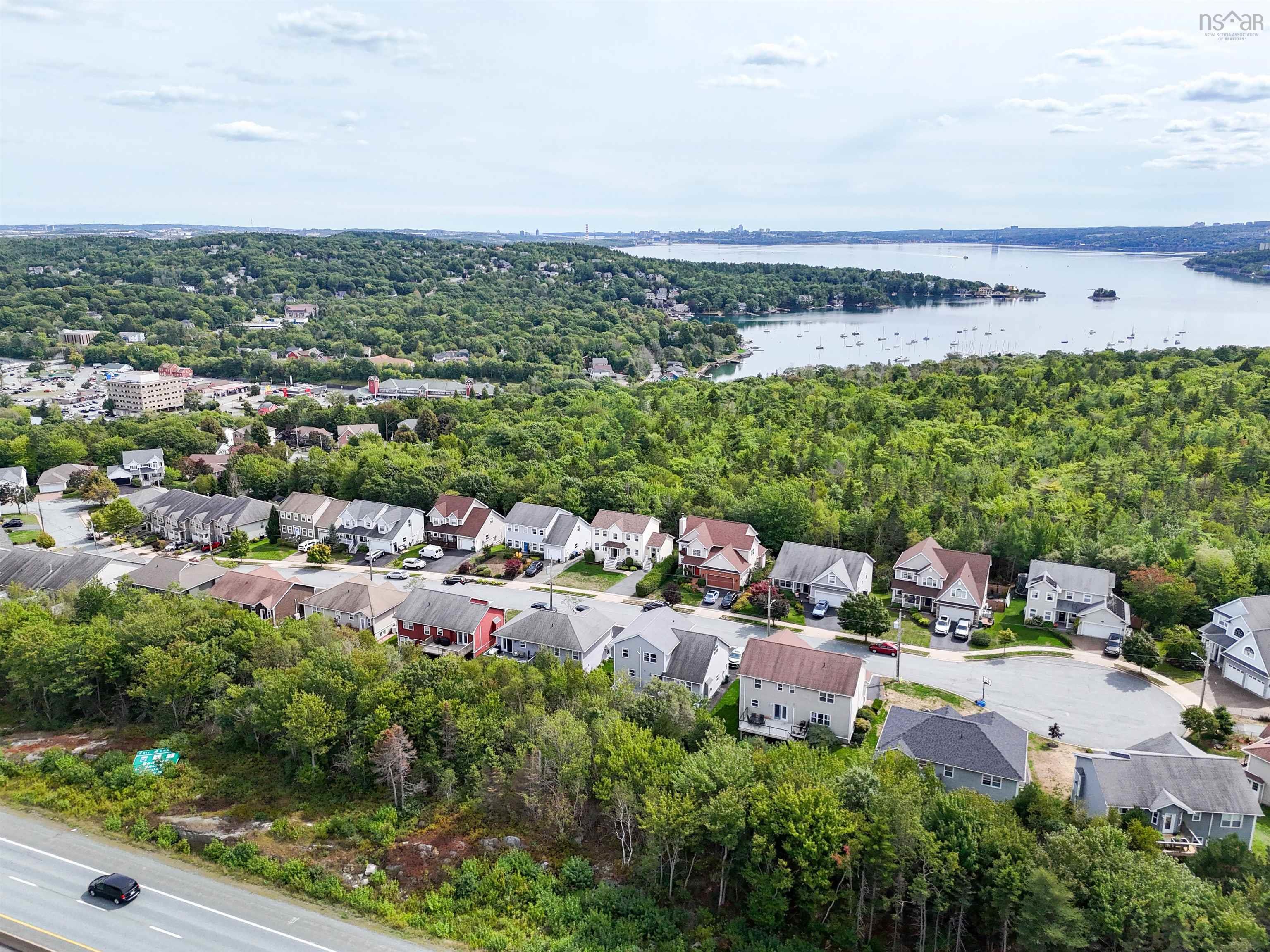 $784,000.00: 60 Shaffleburg Run, Bedford