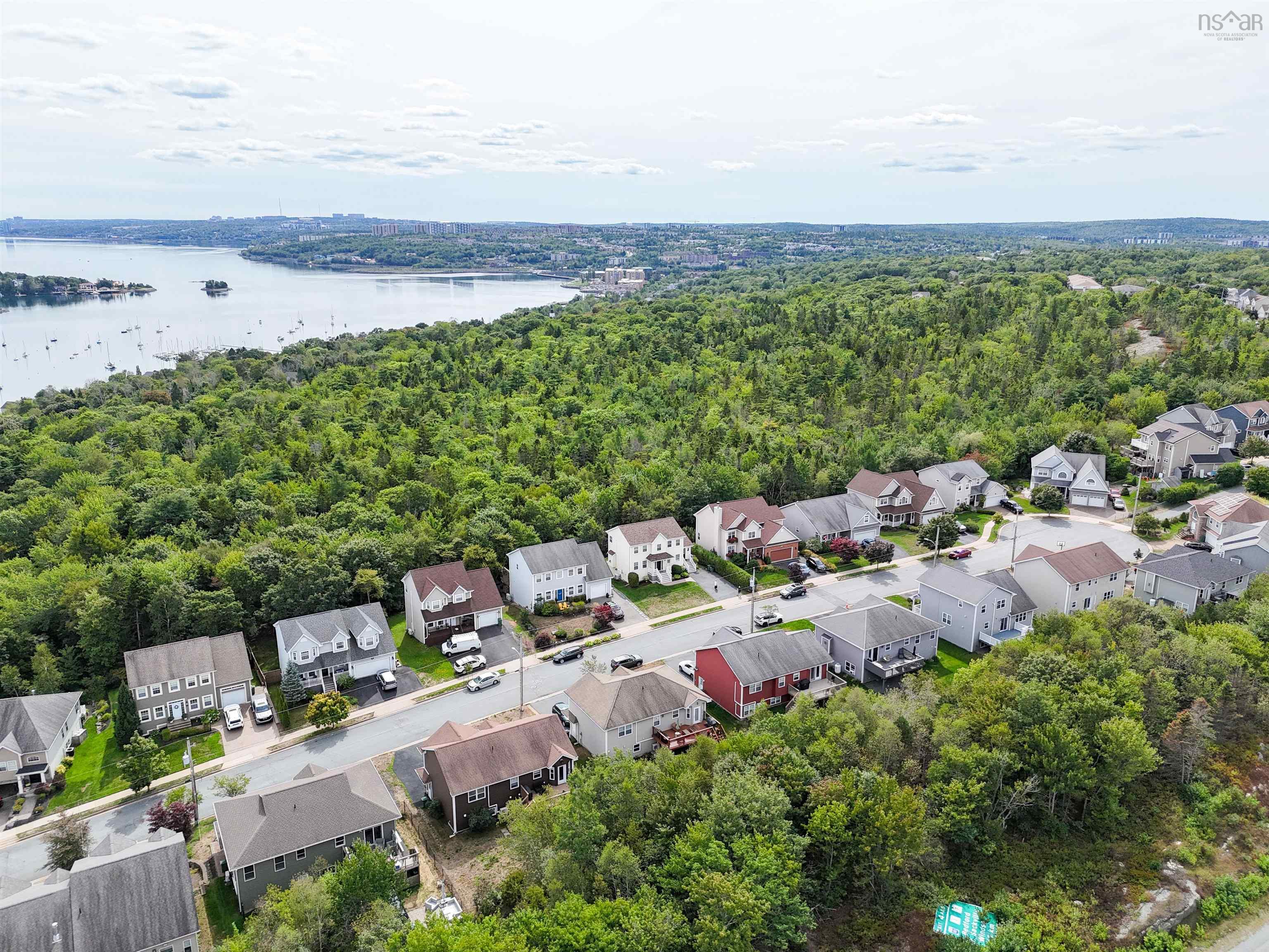 $784,000.00: 60 Shaffleburg Run, Bedford