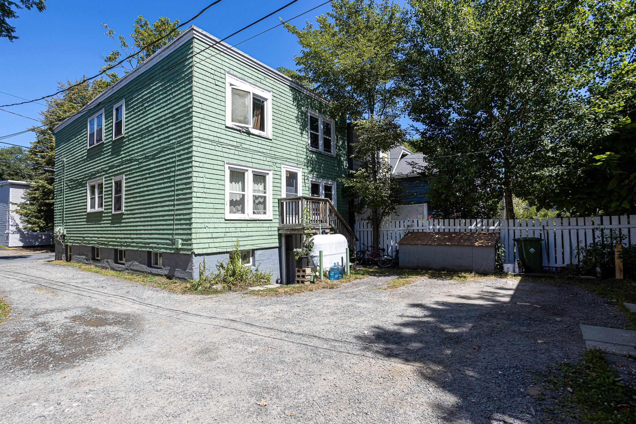 $1,095,000.00: 6182 Allan Street, Halifax