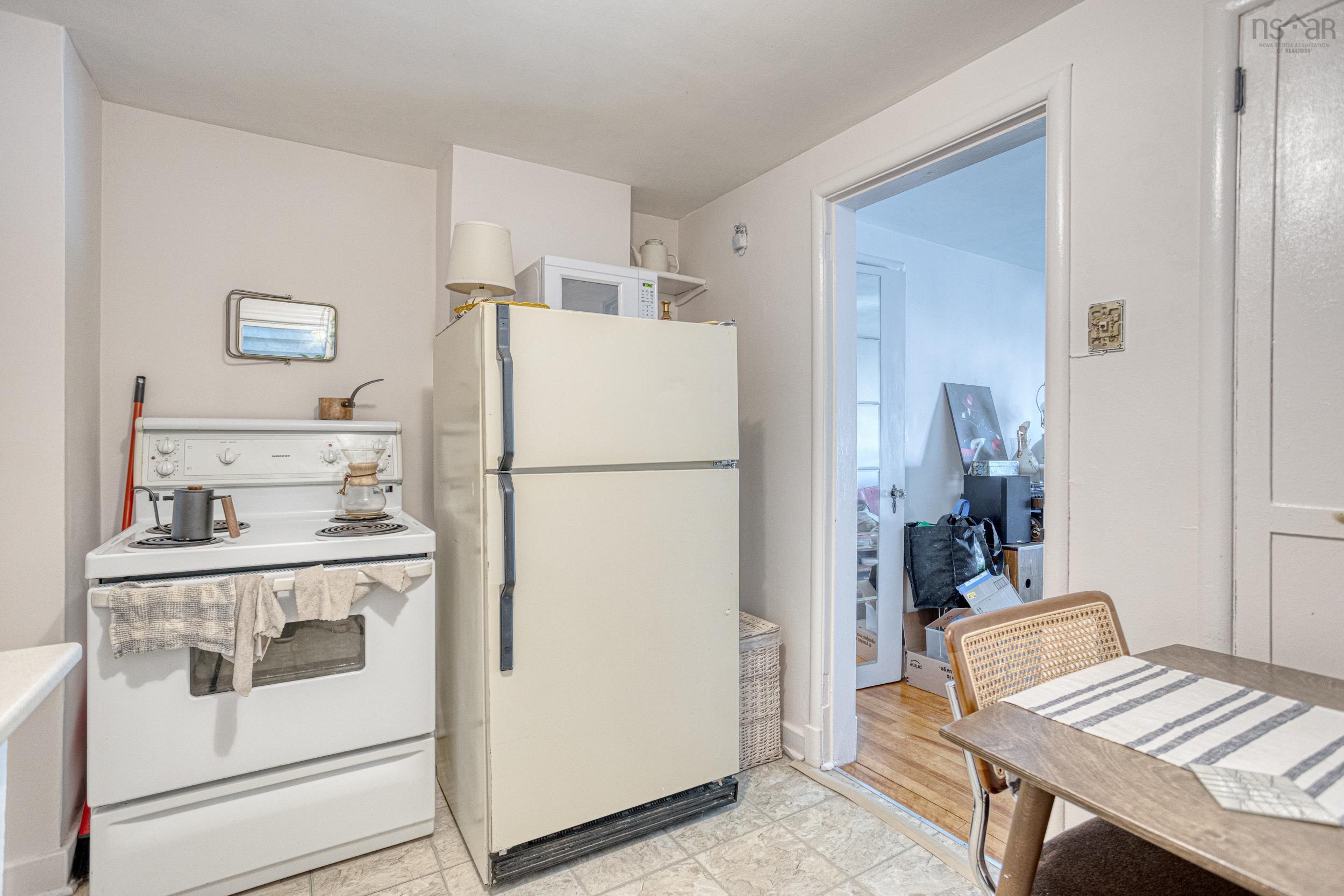 $1,095,000.00: 6182 Allan Street, Halifax