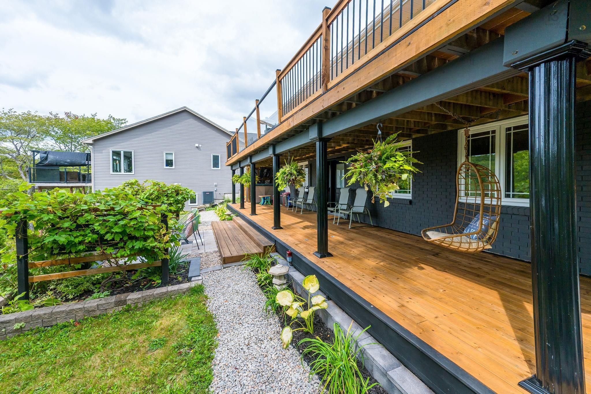 $749,900.00: 565 Lakeview Avenue, Middle Sackville