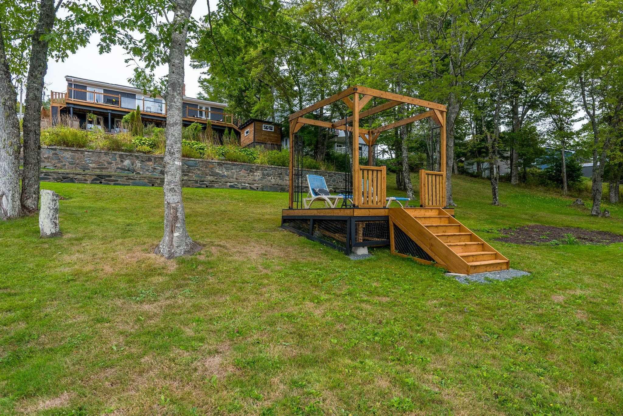 $749,900.00: 565 Lakeview Avenue, Middle Sackville