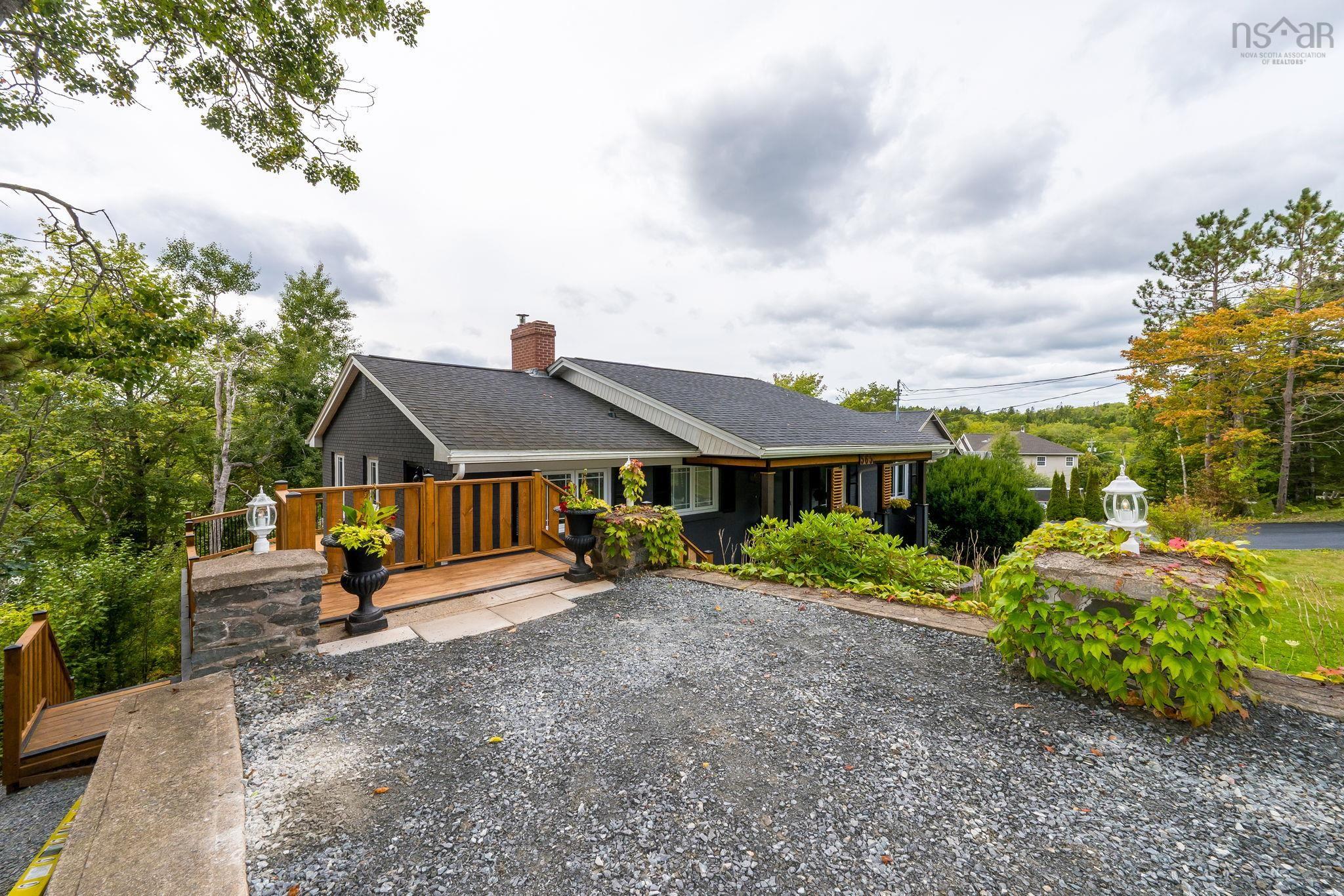 $749,900.00: 565 Lakeview Avenue, Middle Sackville