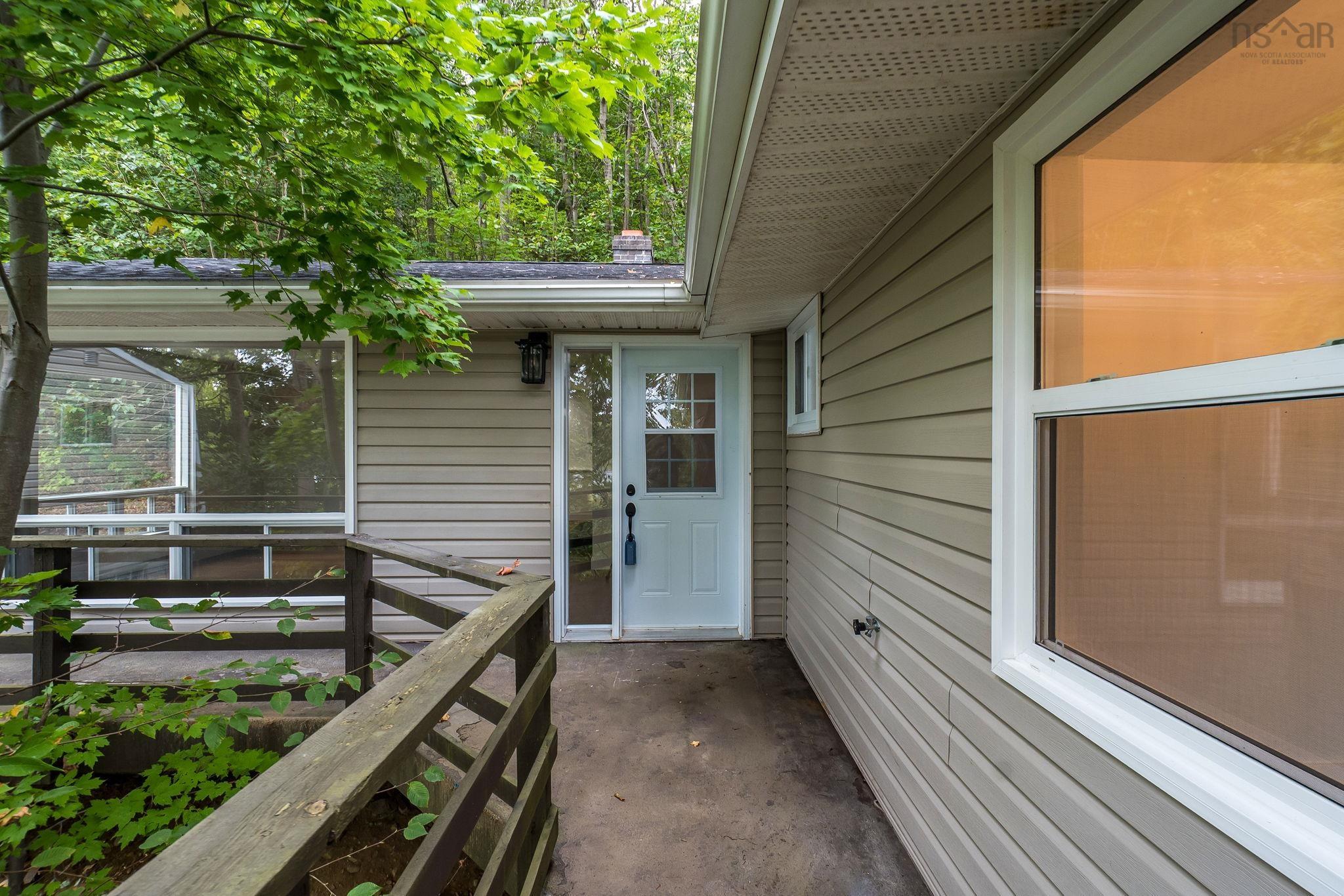 2766 Highway 2, Waverley, NS (MLS 202523104)