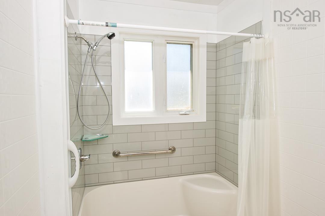 1395 Main Road, Eastern Passage, NS (MLS 202523110)