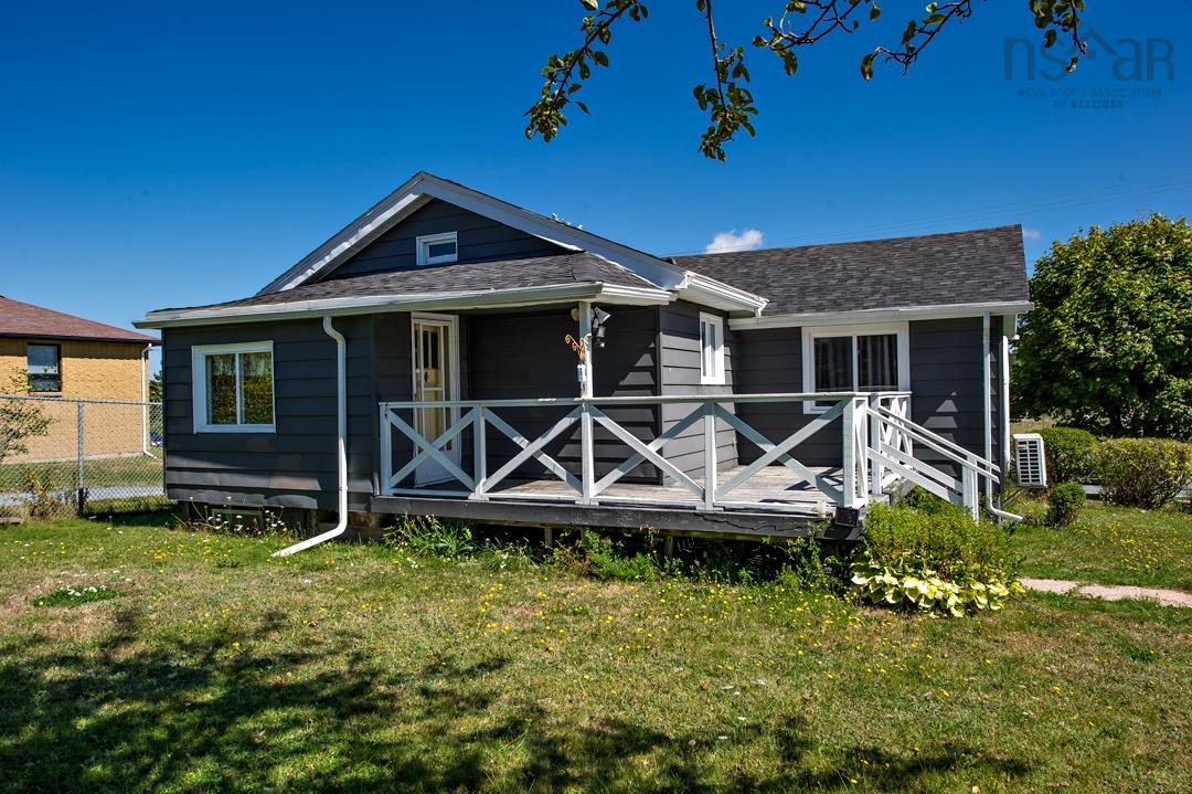 1395 Main Road, Eastern Passage, NS (MLS 202523110)