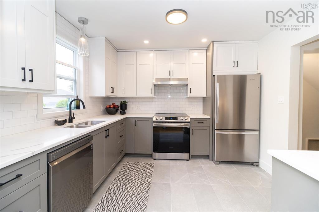 2892 Connaught Avenue, Halifax Peninsula, NS (MLS 202523146)