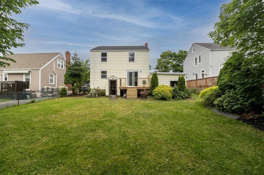 2892 Connaught Avenue, Halifax Peninsula, NS (MLS 202523146)