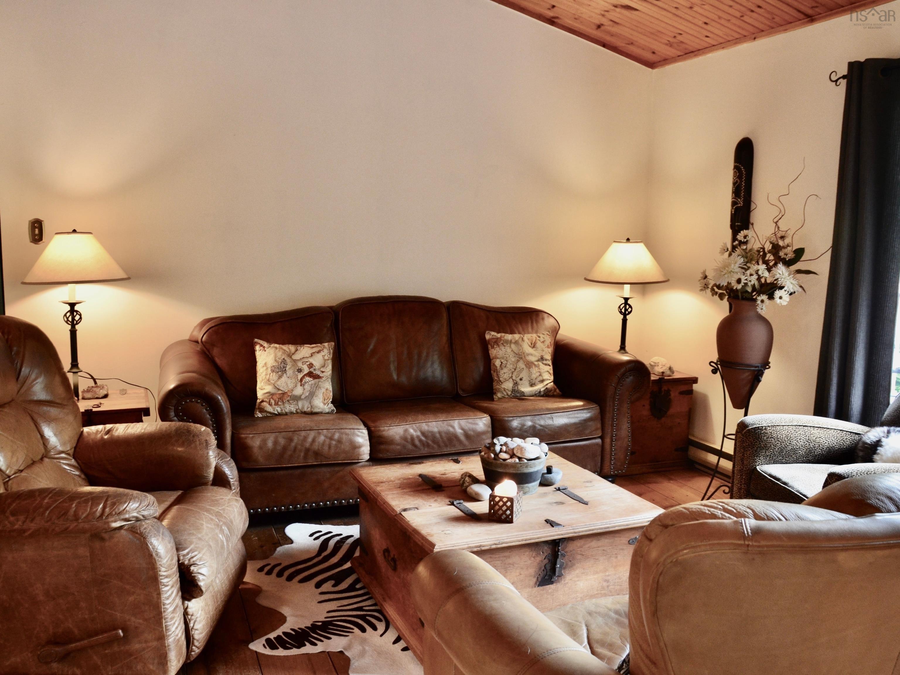 797 Cobequid Road, Lower Sackville, NS (MLS 202523174)