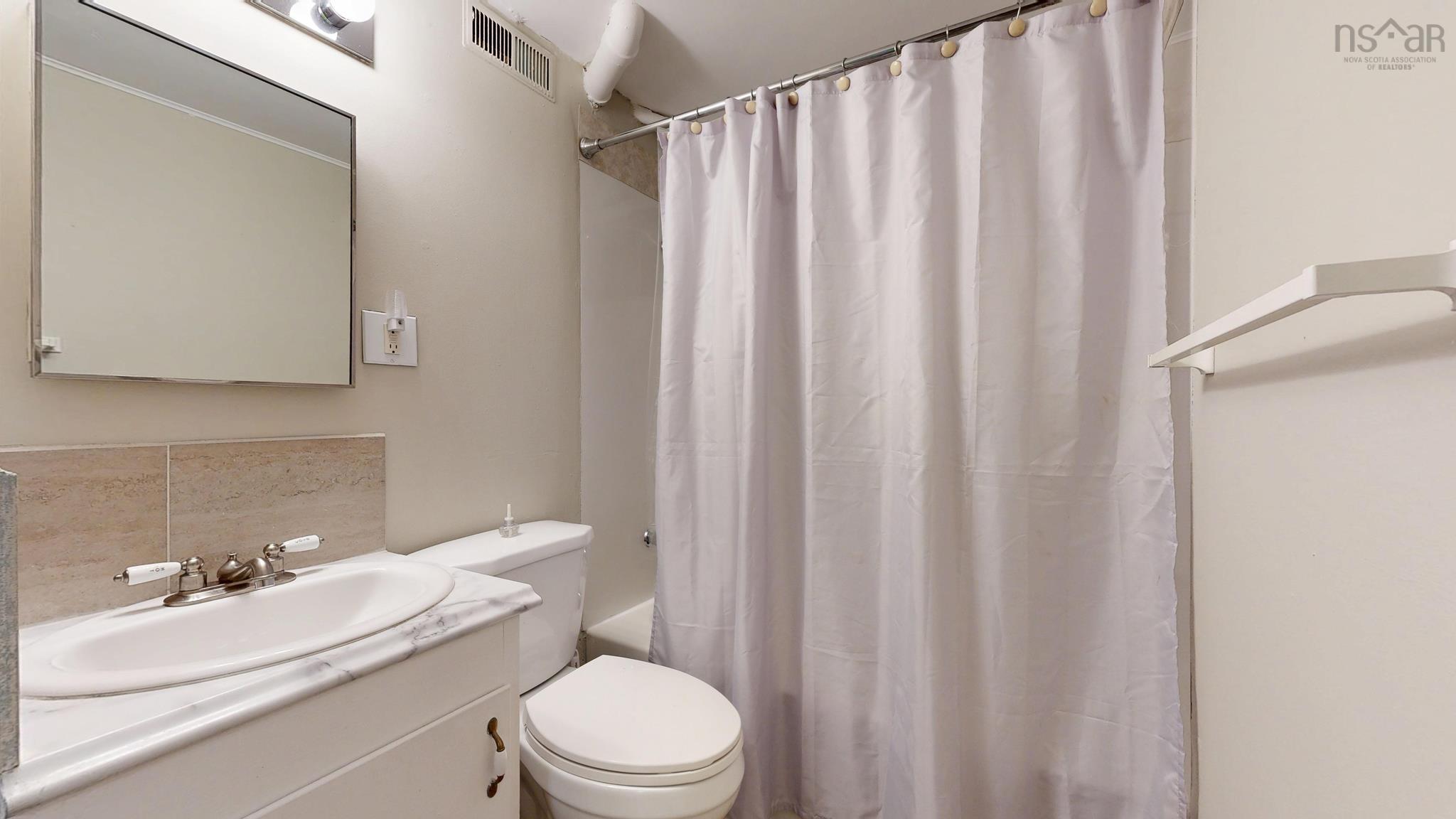 71 Rosedale Avenue, Fairview, NS (MLS 202523175)