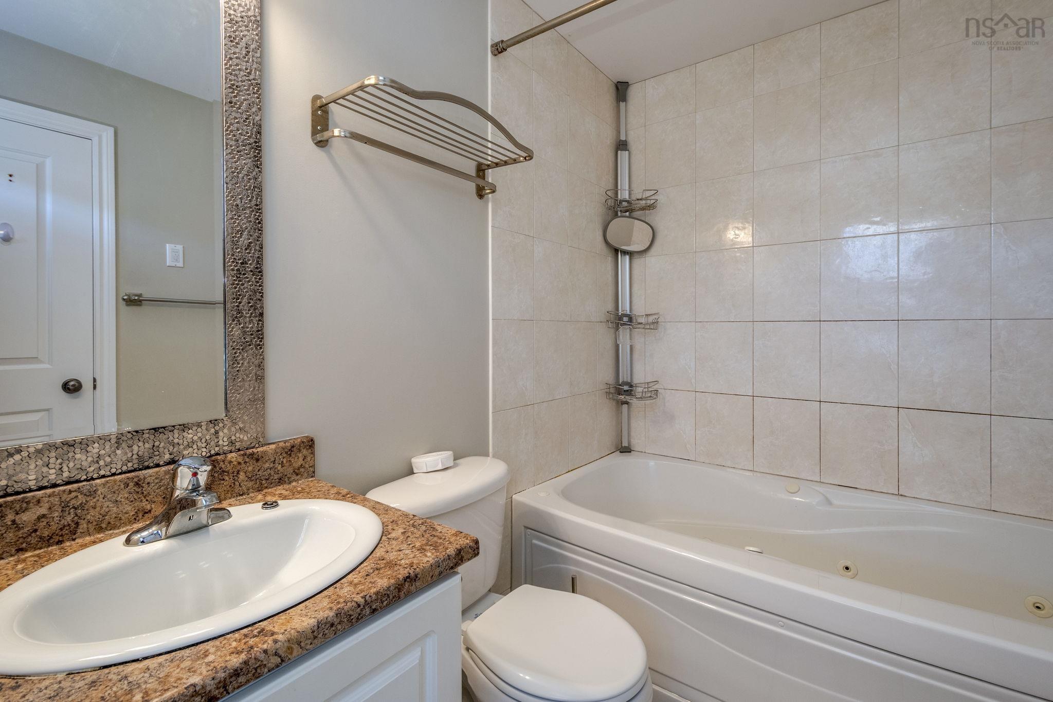 7 Collingwood Court, Dartmouth, NS (MLS 202523176)