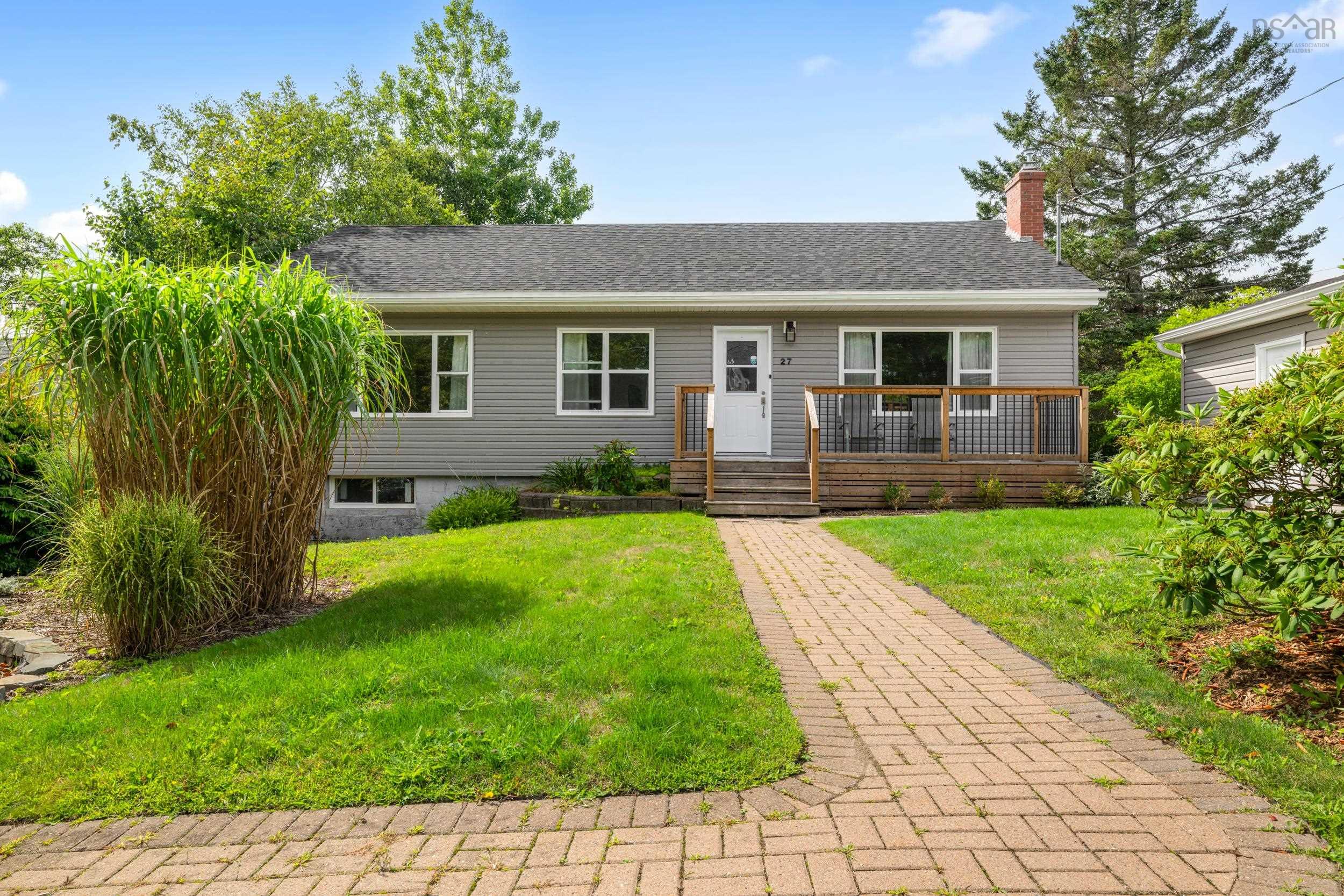 27 Fleming Drive, Halifax, NS (MLS® 202523210)
