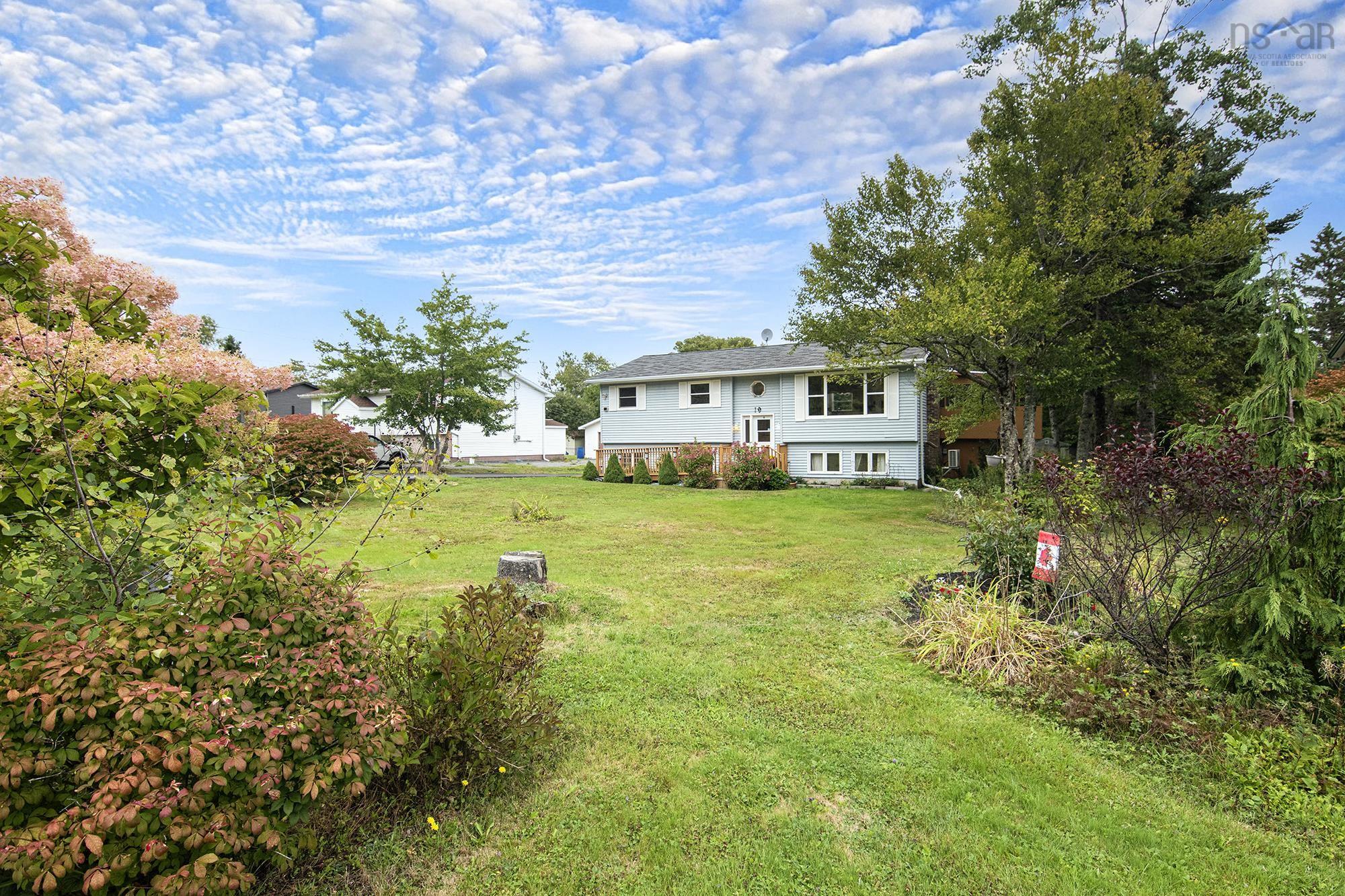 19 Walker Street, Lake Echo, NS (MLS® 202523289)