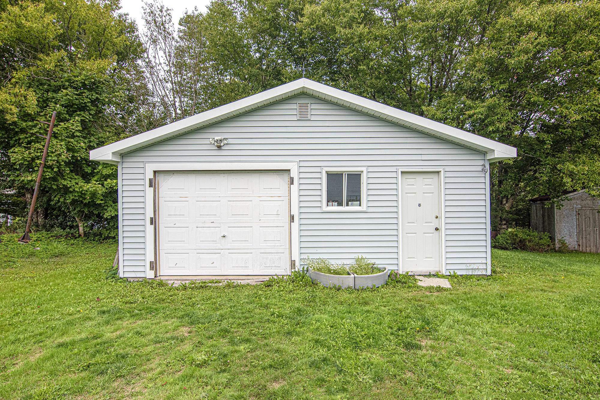19 Walker Street, Lake Echo, NS (MLS 202523289)