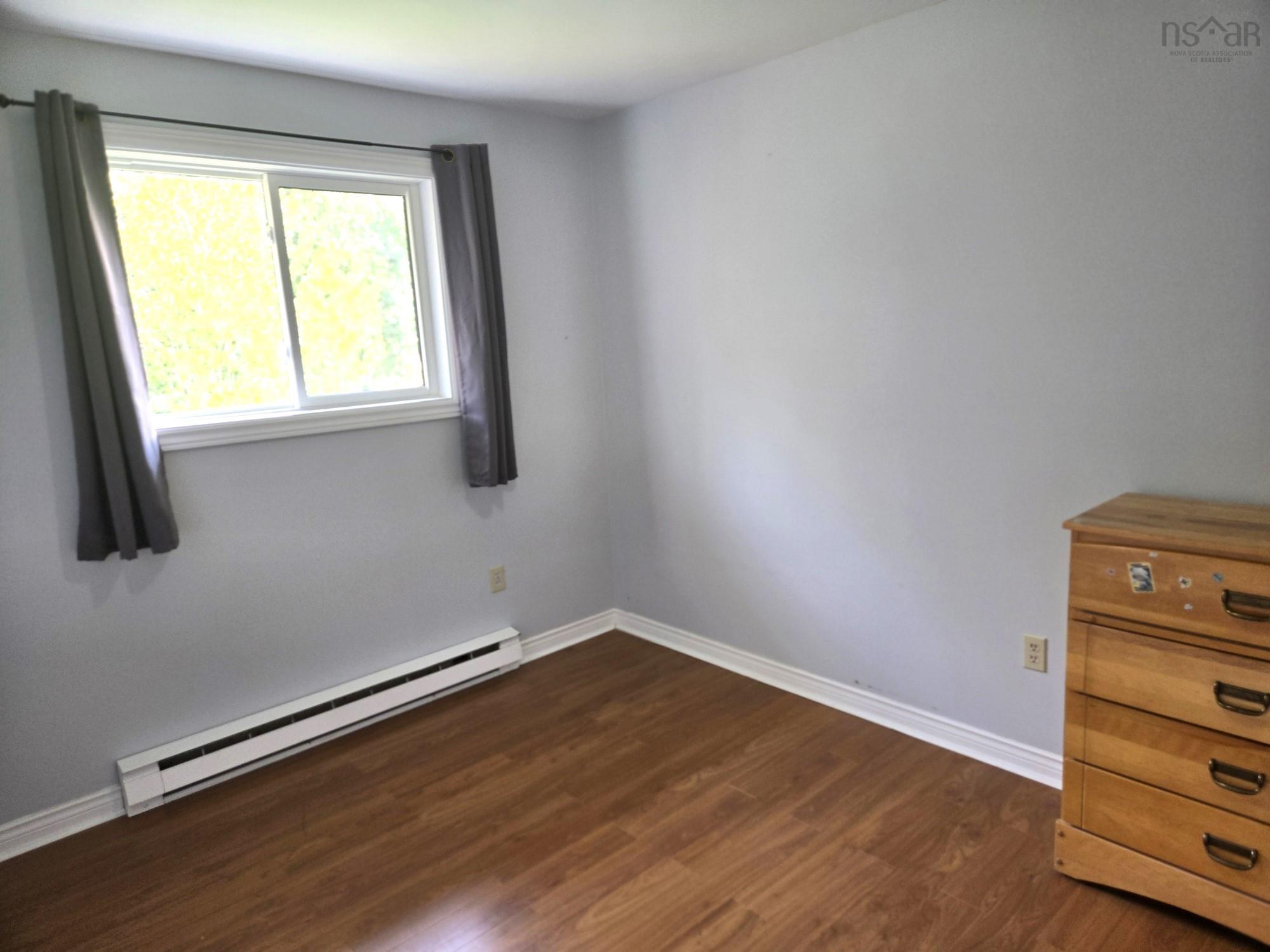 8 Sherwood Street, Cole Harbour, NS (MLS 202523304)