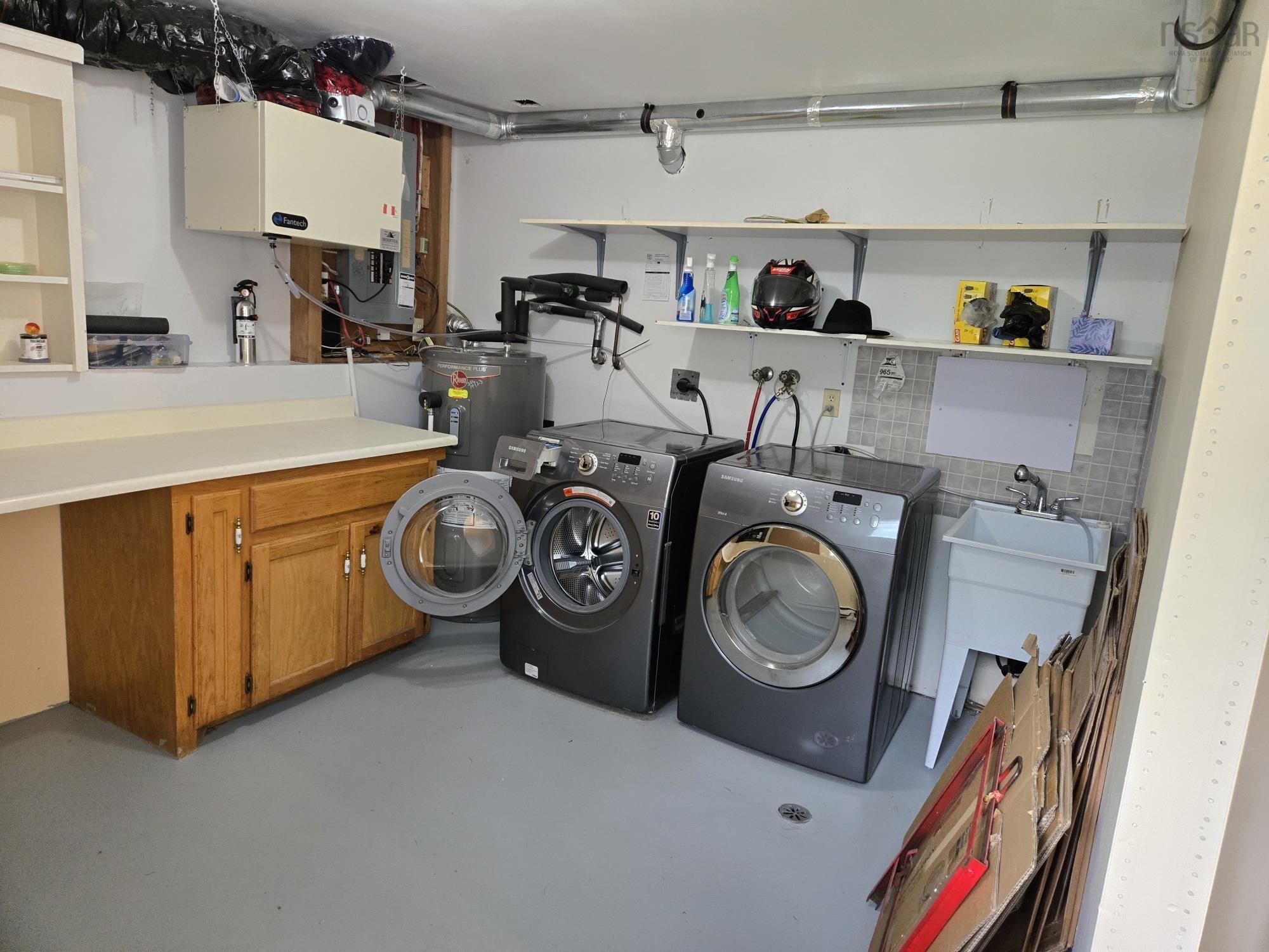 8 Sherwood Street, Cole Harbour, NS (MLS 202523304)