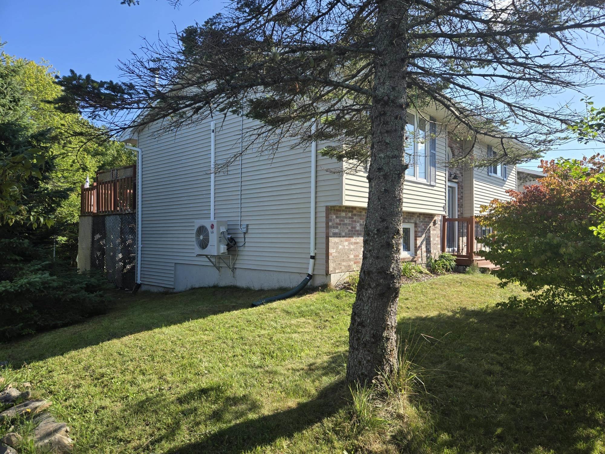 8 Sherwood Street, Cole Harbour, NS (MLS 202523304)